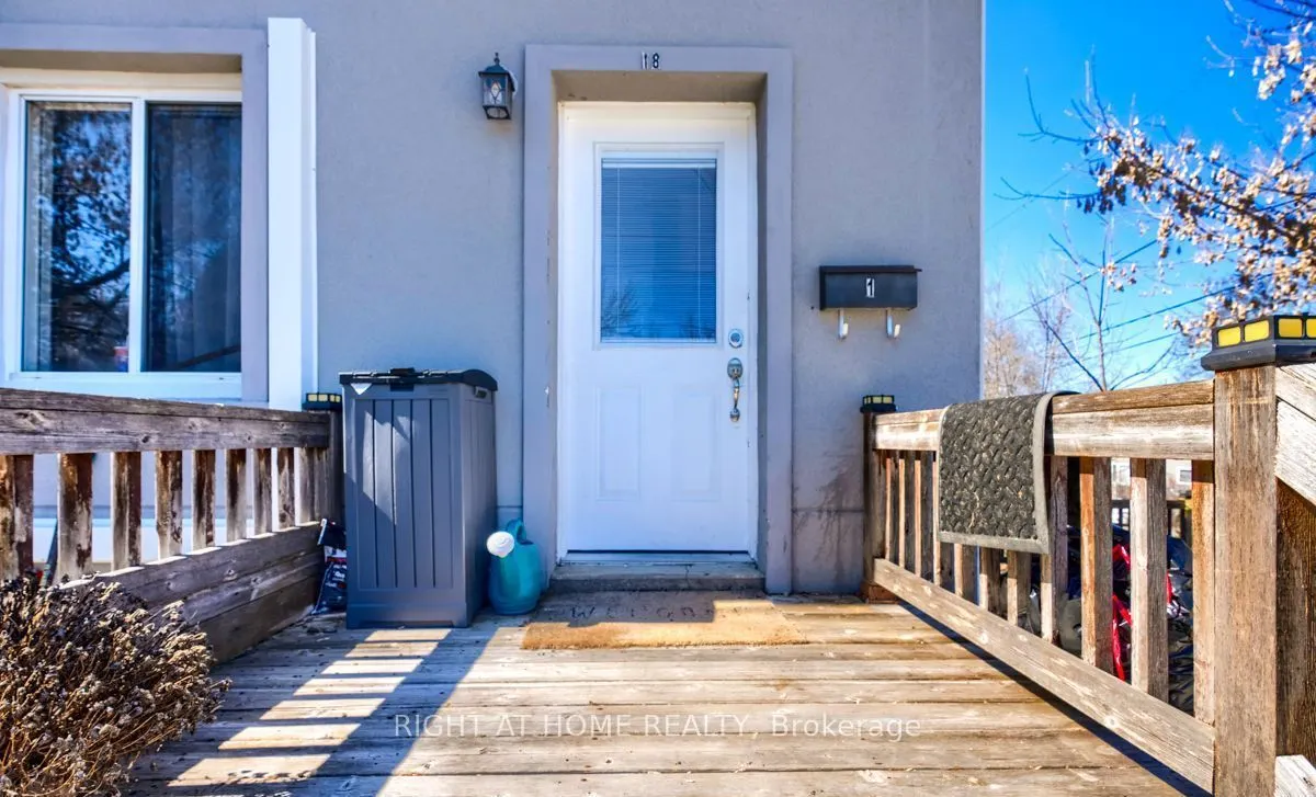 18 Ewing Street #1