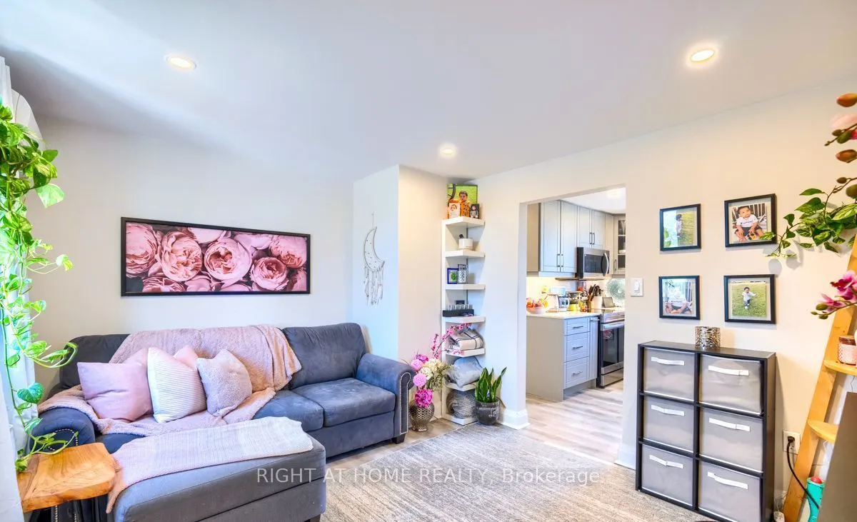 18 Ewing Street #1