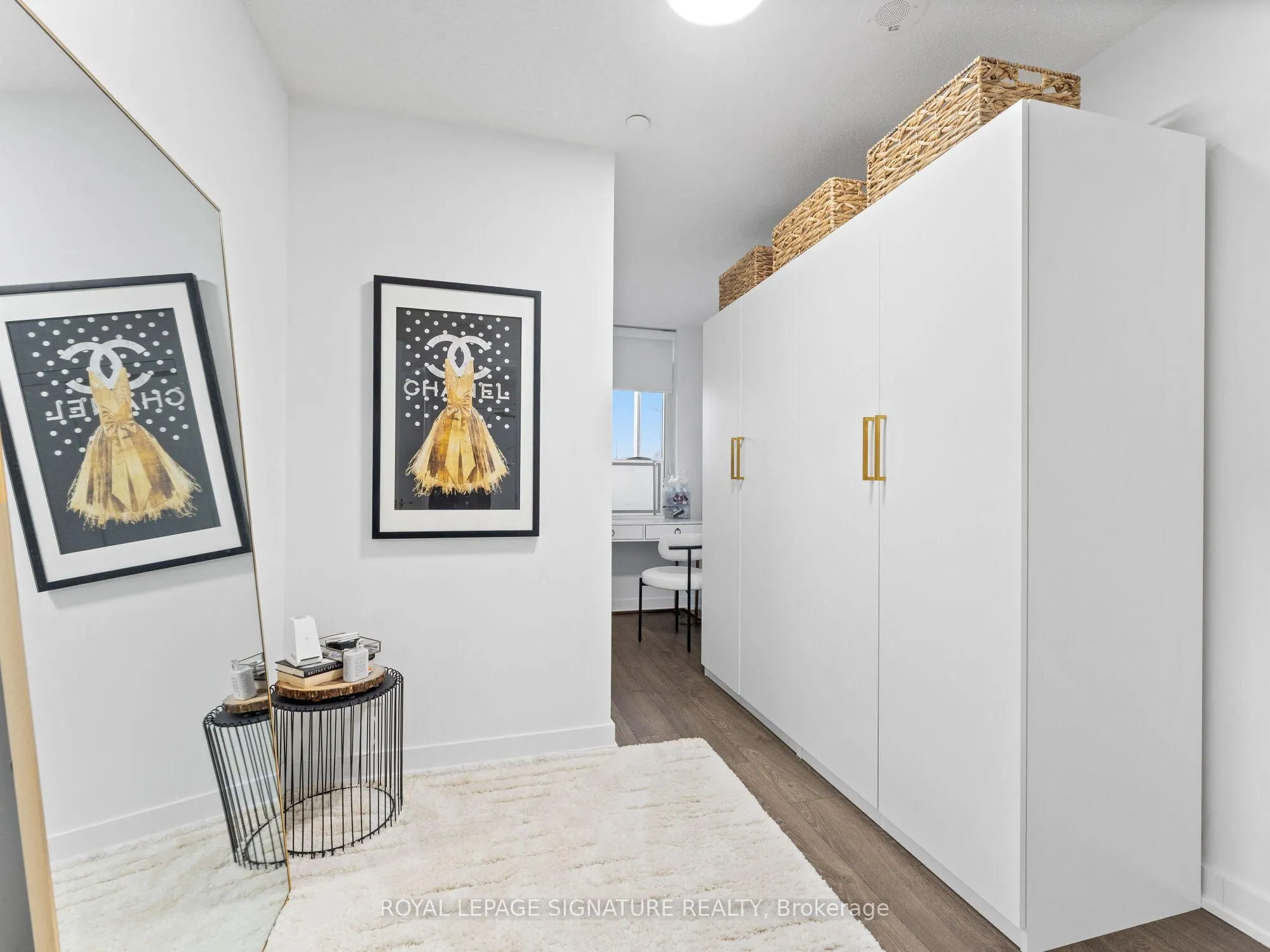 251 Manitoba Street S #132