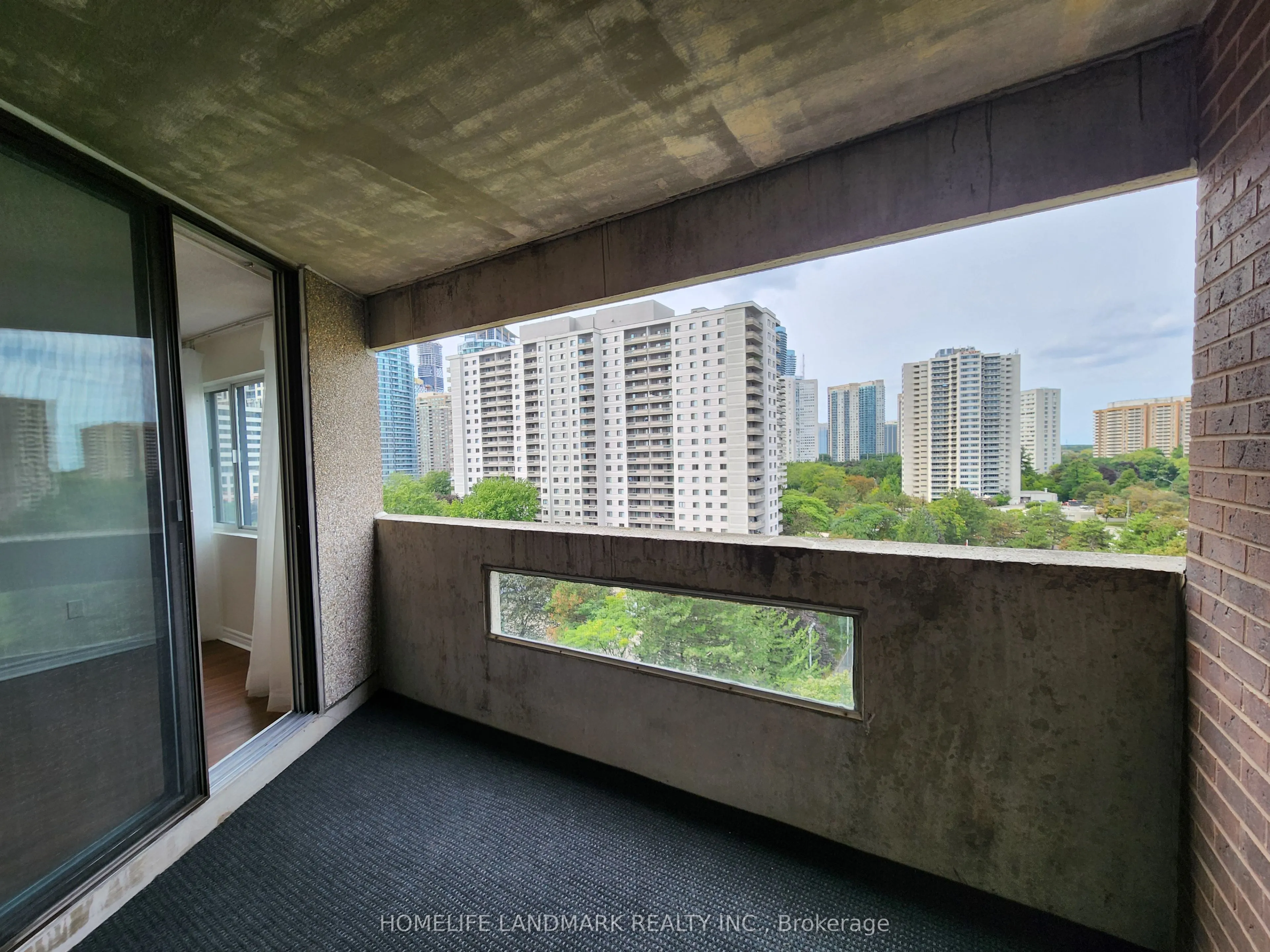 50 Elm Drive E #910