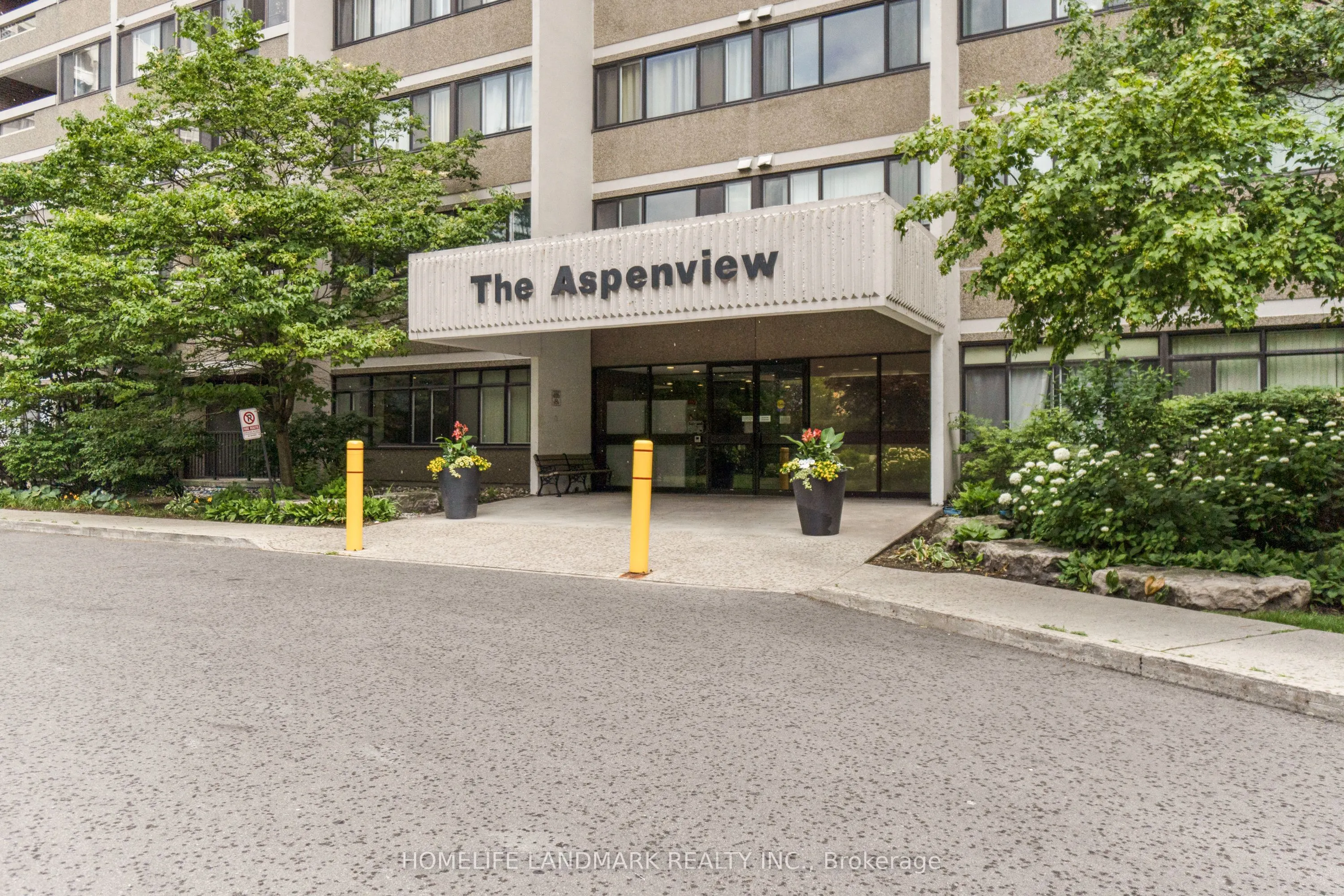 50 Elm Drive E #910