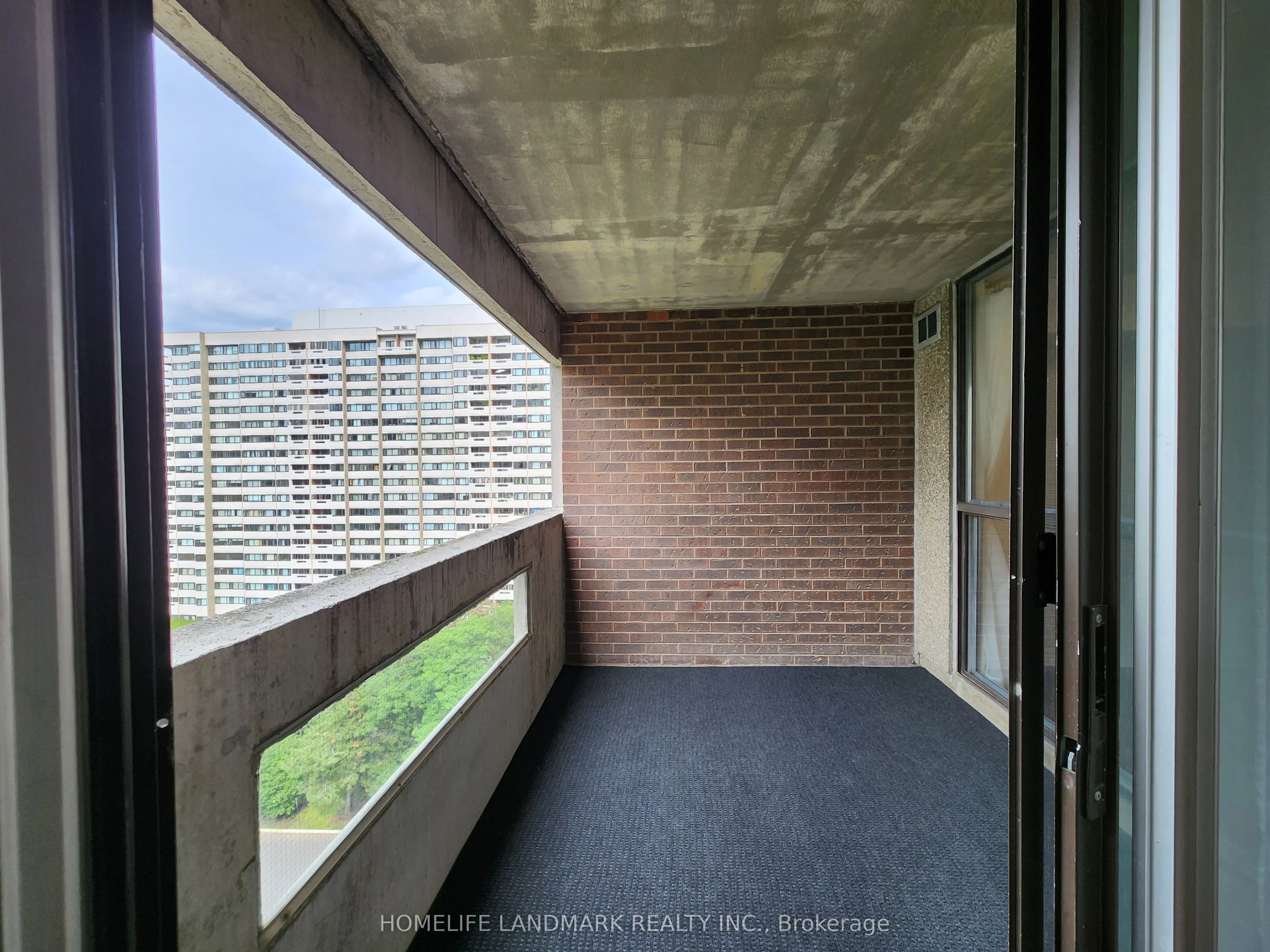 50 Elm Drive E #910