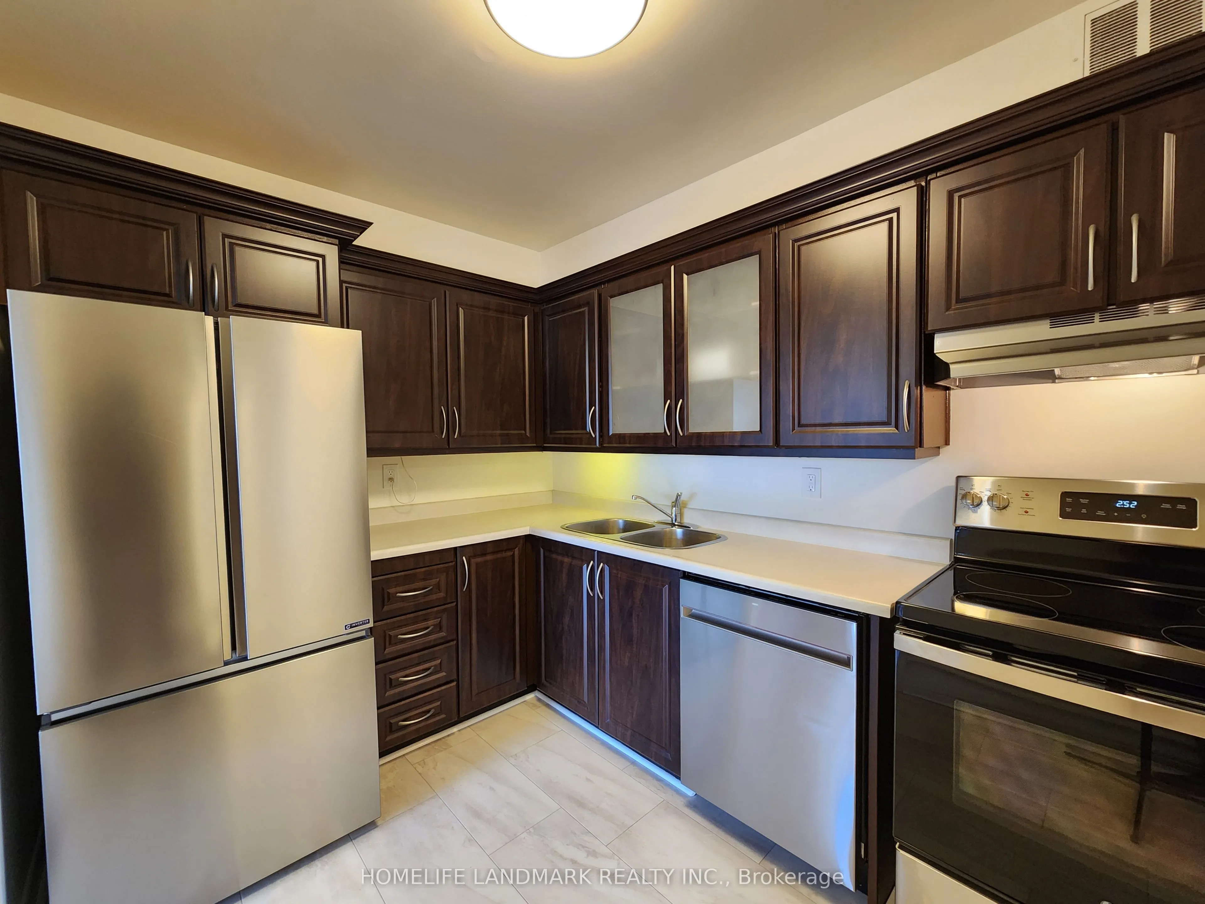 50 Elm Drive E #910