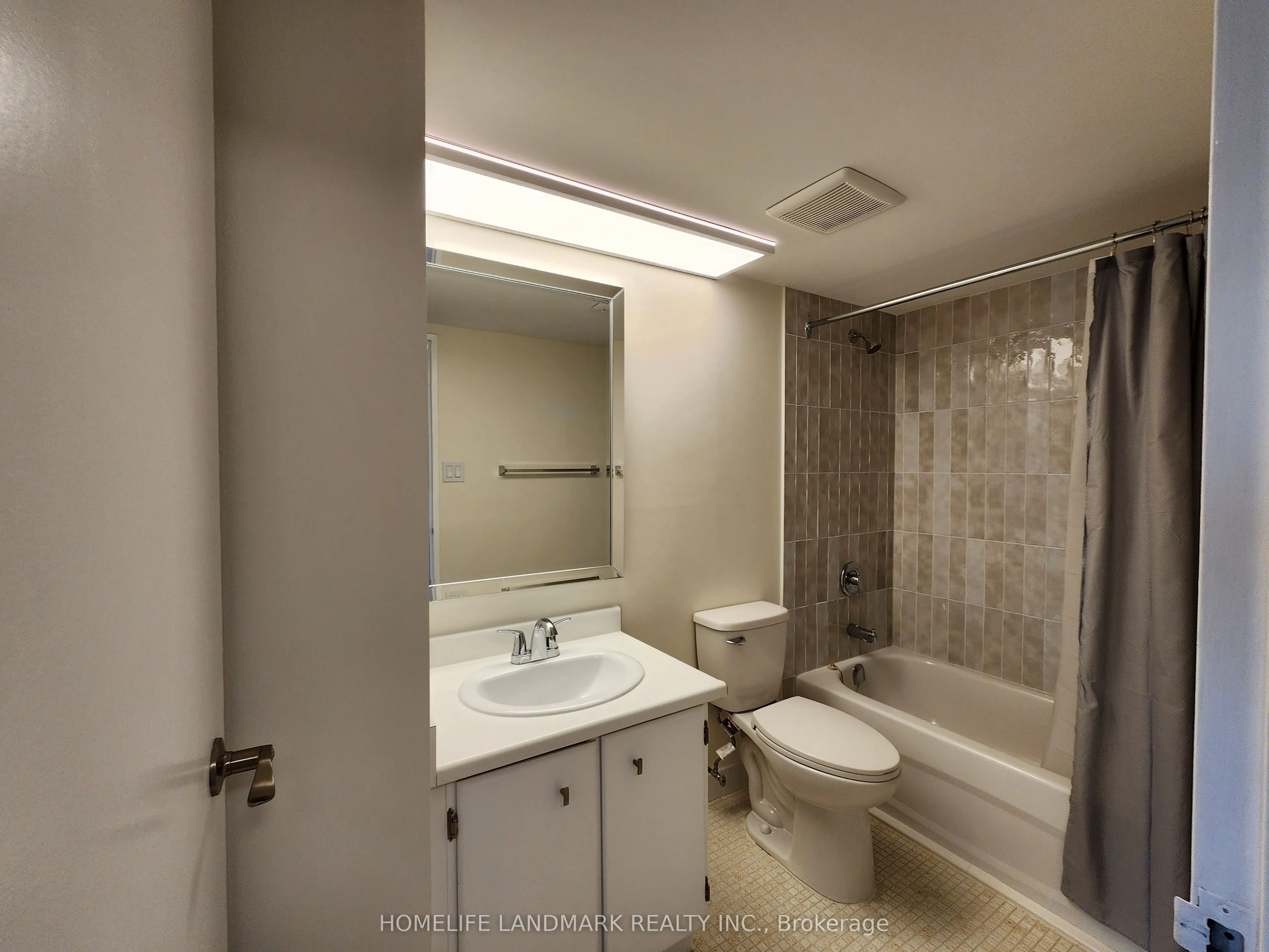 50 Elm Drive E #910