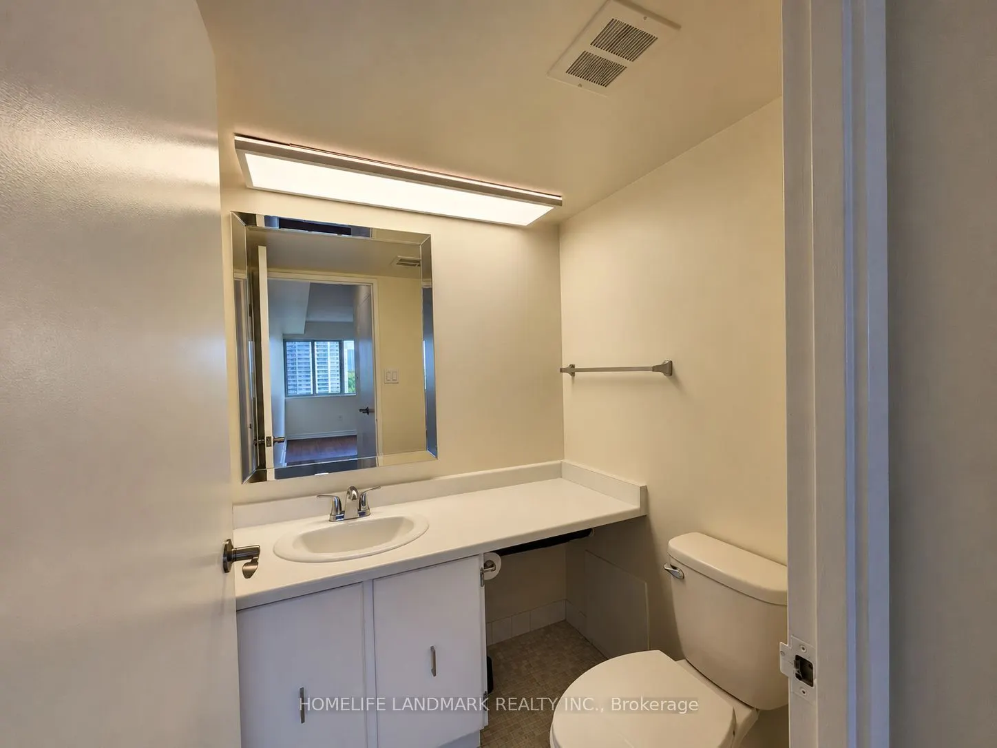 50 Elm Drive E #910