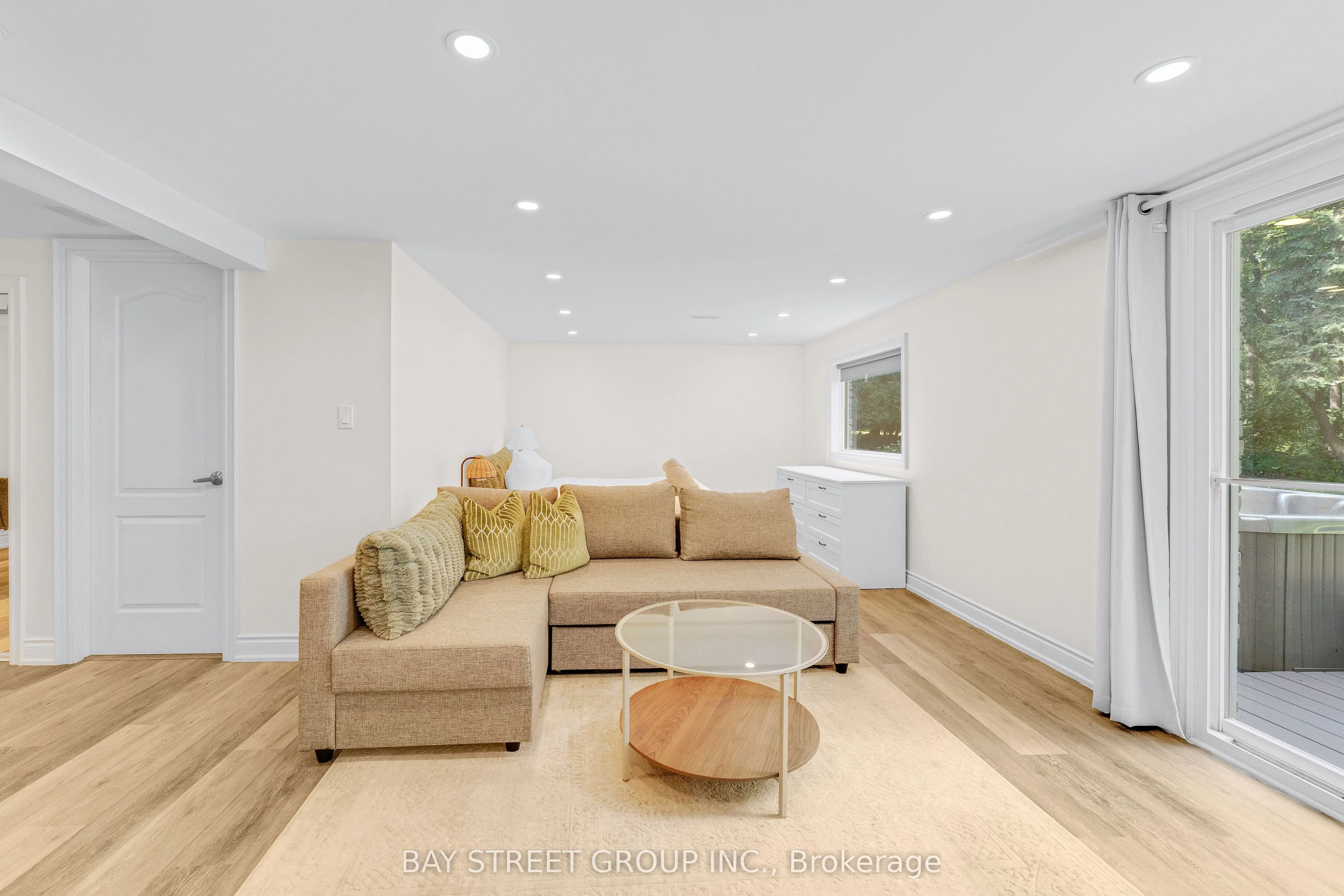 2283 Devon Road
