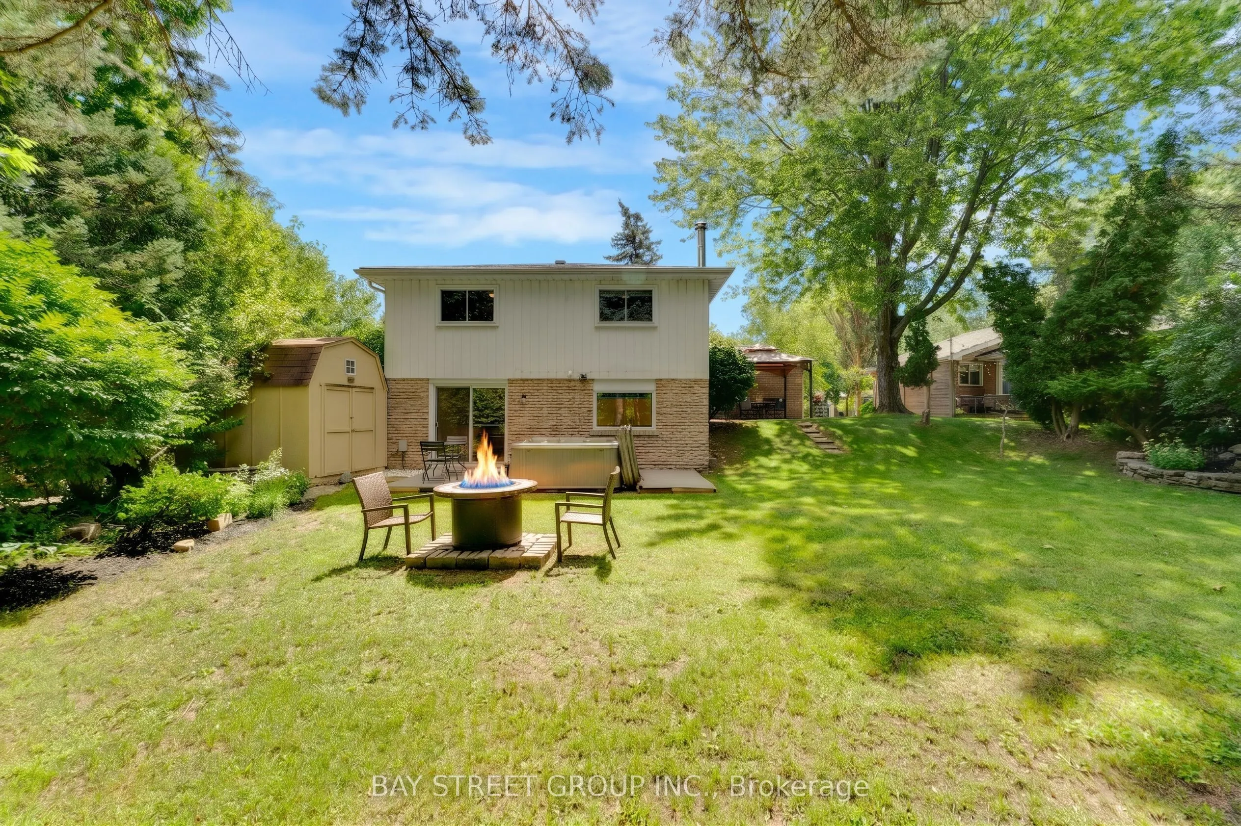 2283 Devon Road
