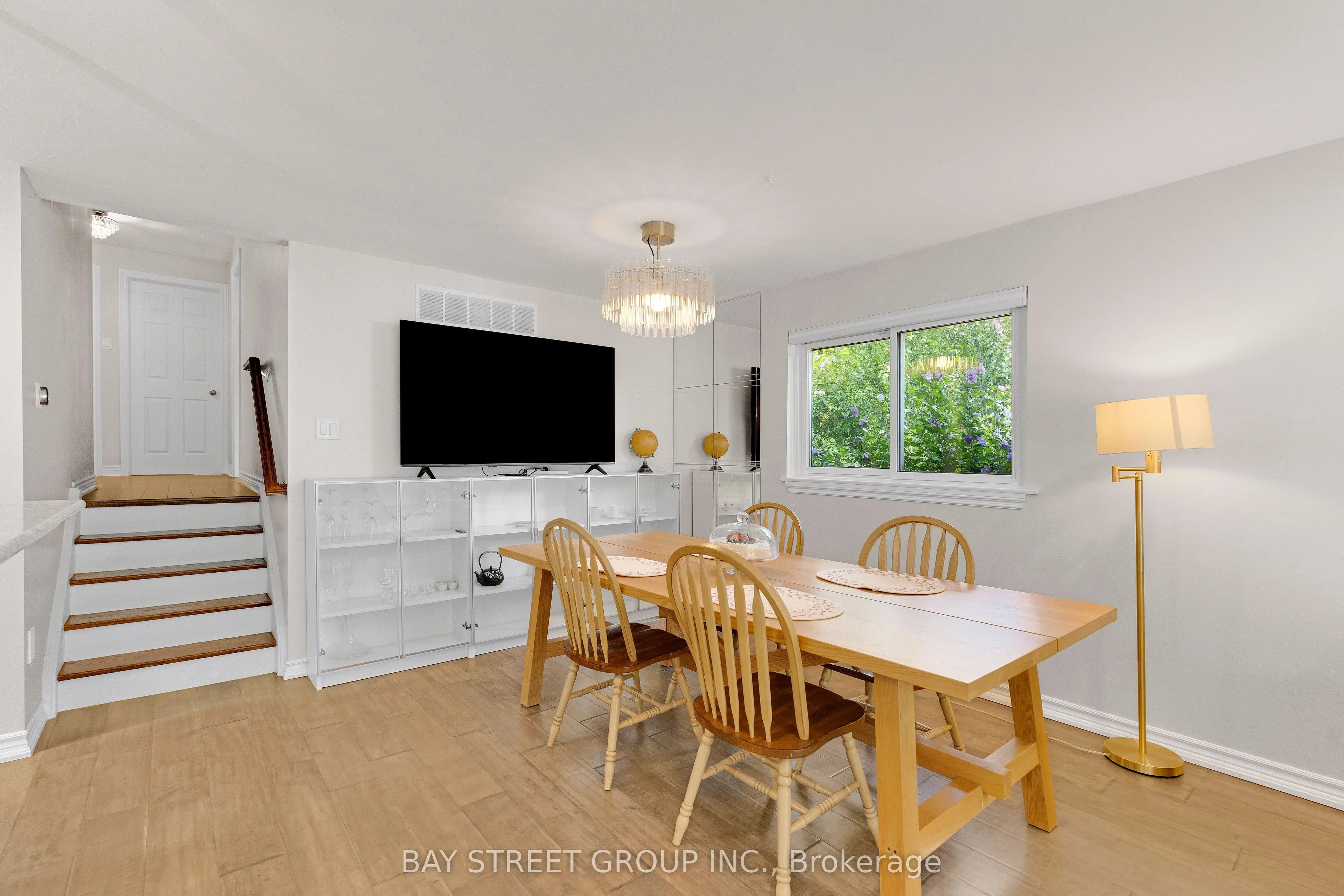 2283 Devon Road