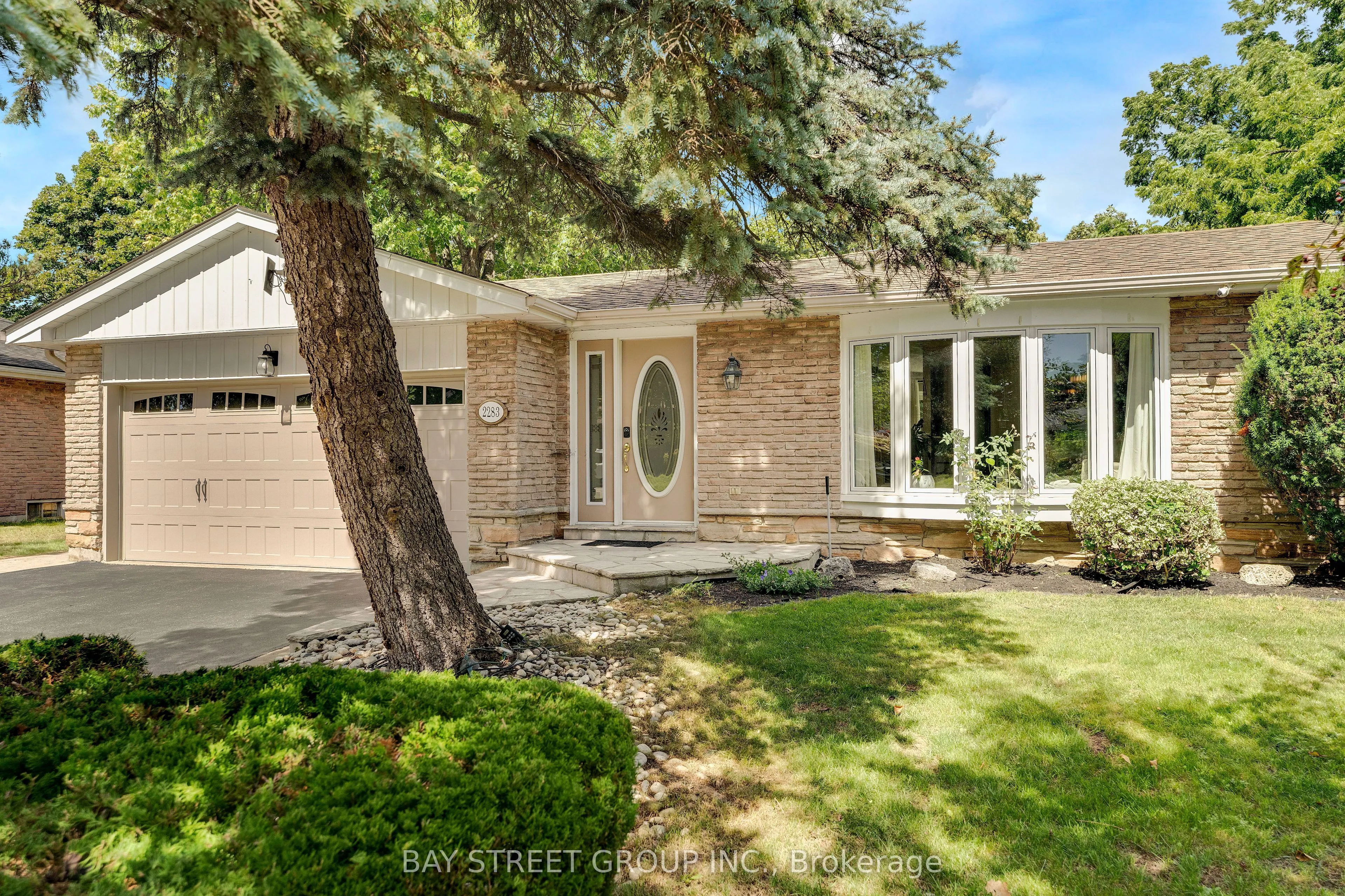 2283 Devon Road