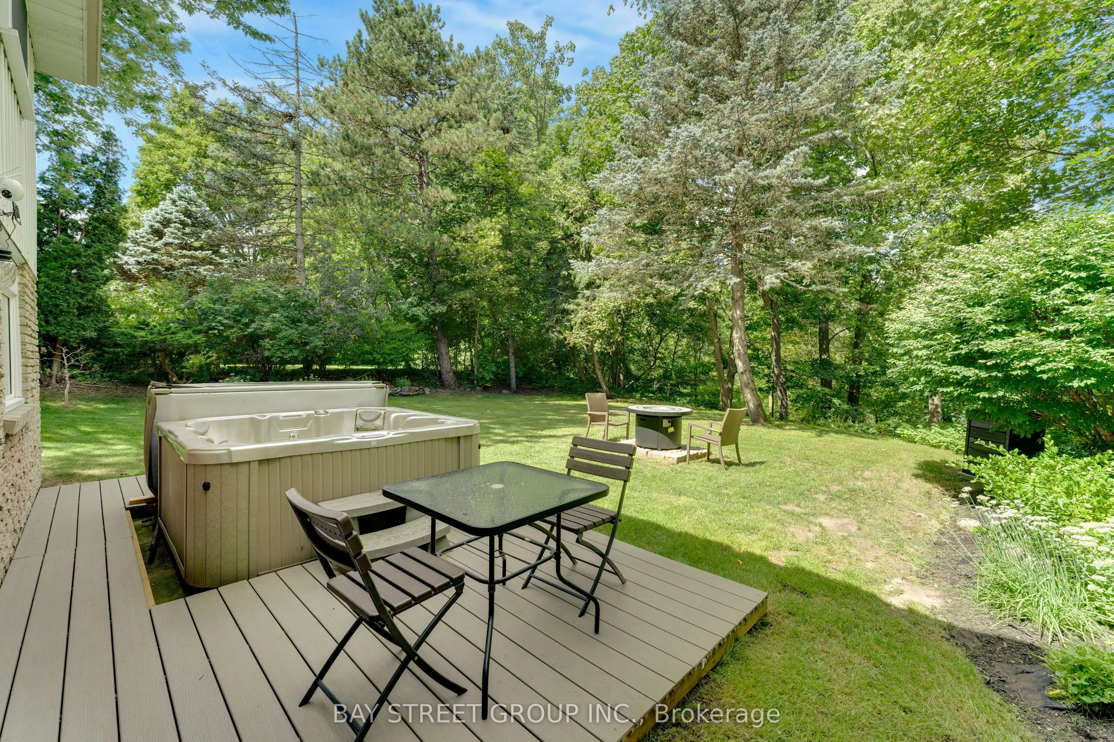 2283 Devon Road