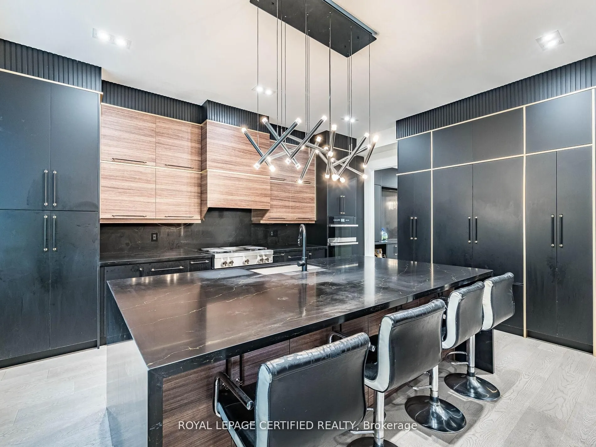 3081 Grenville Drive