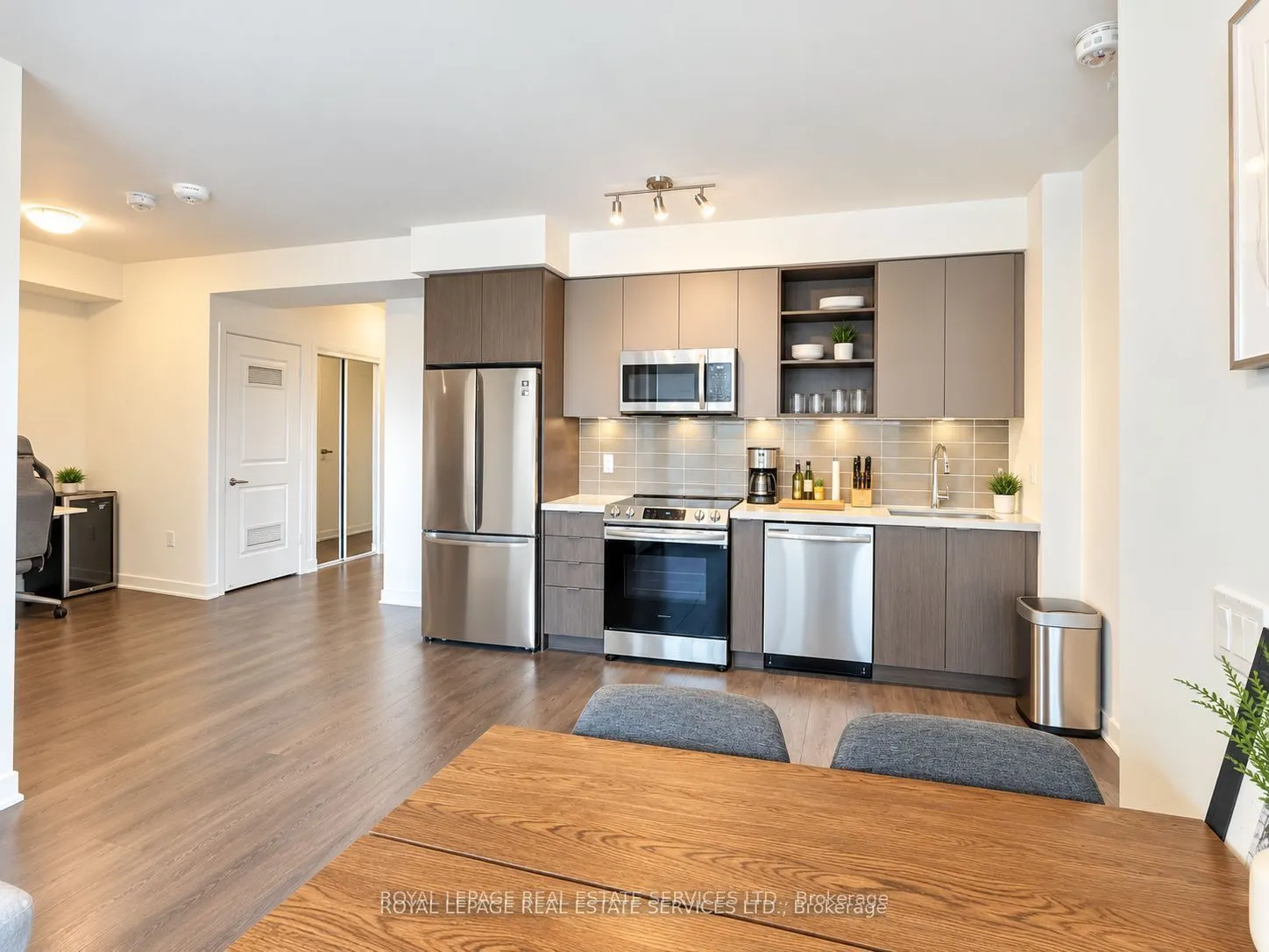 4675 Metcalfe Avenue S #904