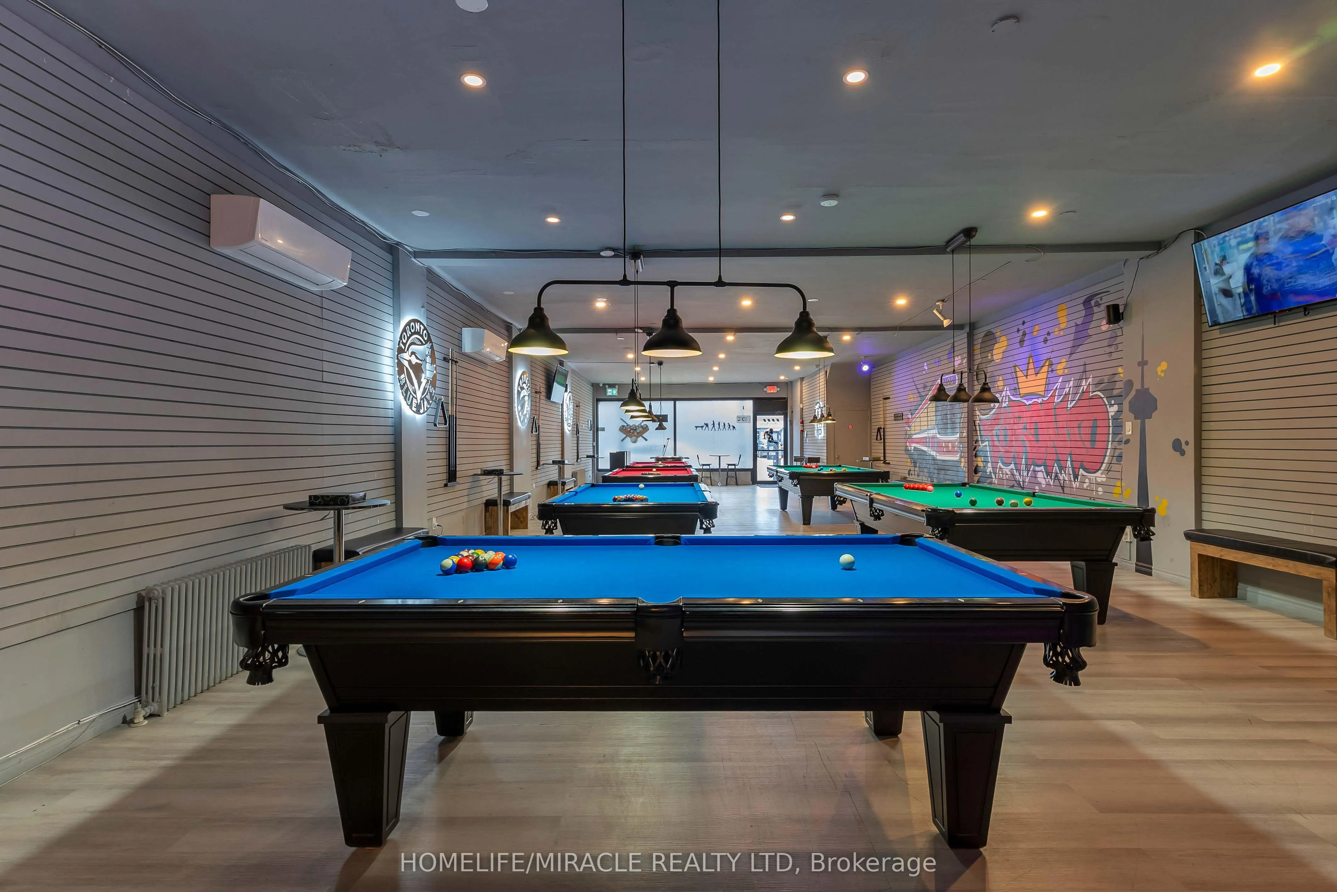 2789 Lakeshore Boulevard W