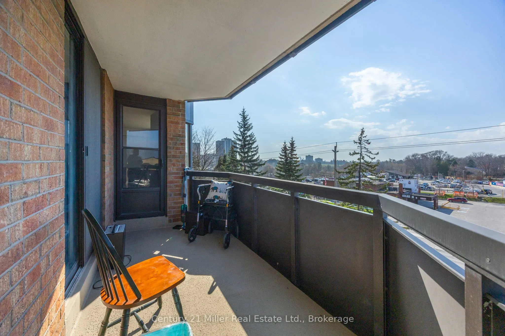 3845 Lake Shore Boulevard W #411