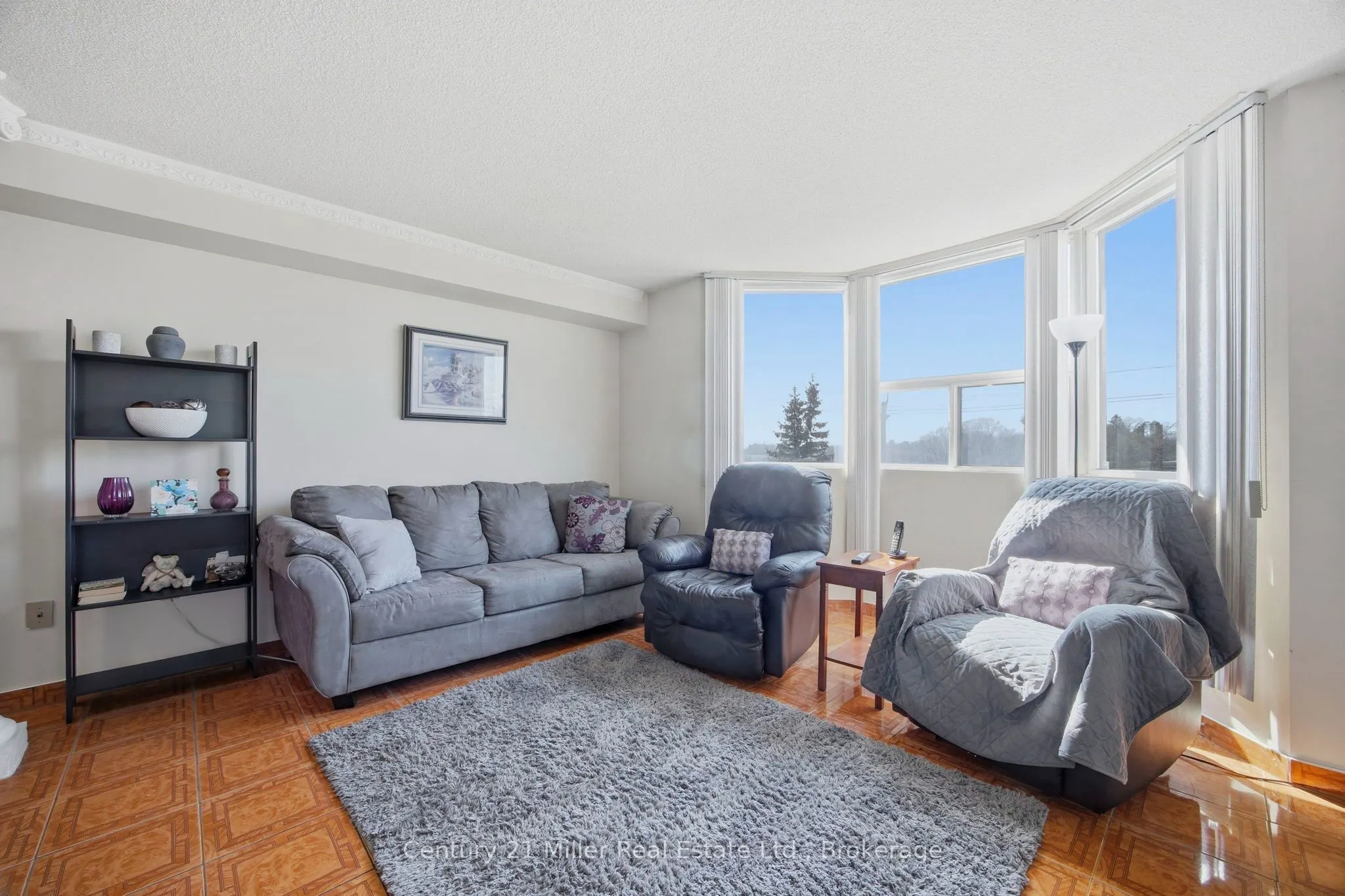 3845 Lake Shore Boulevard W #411
