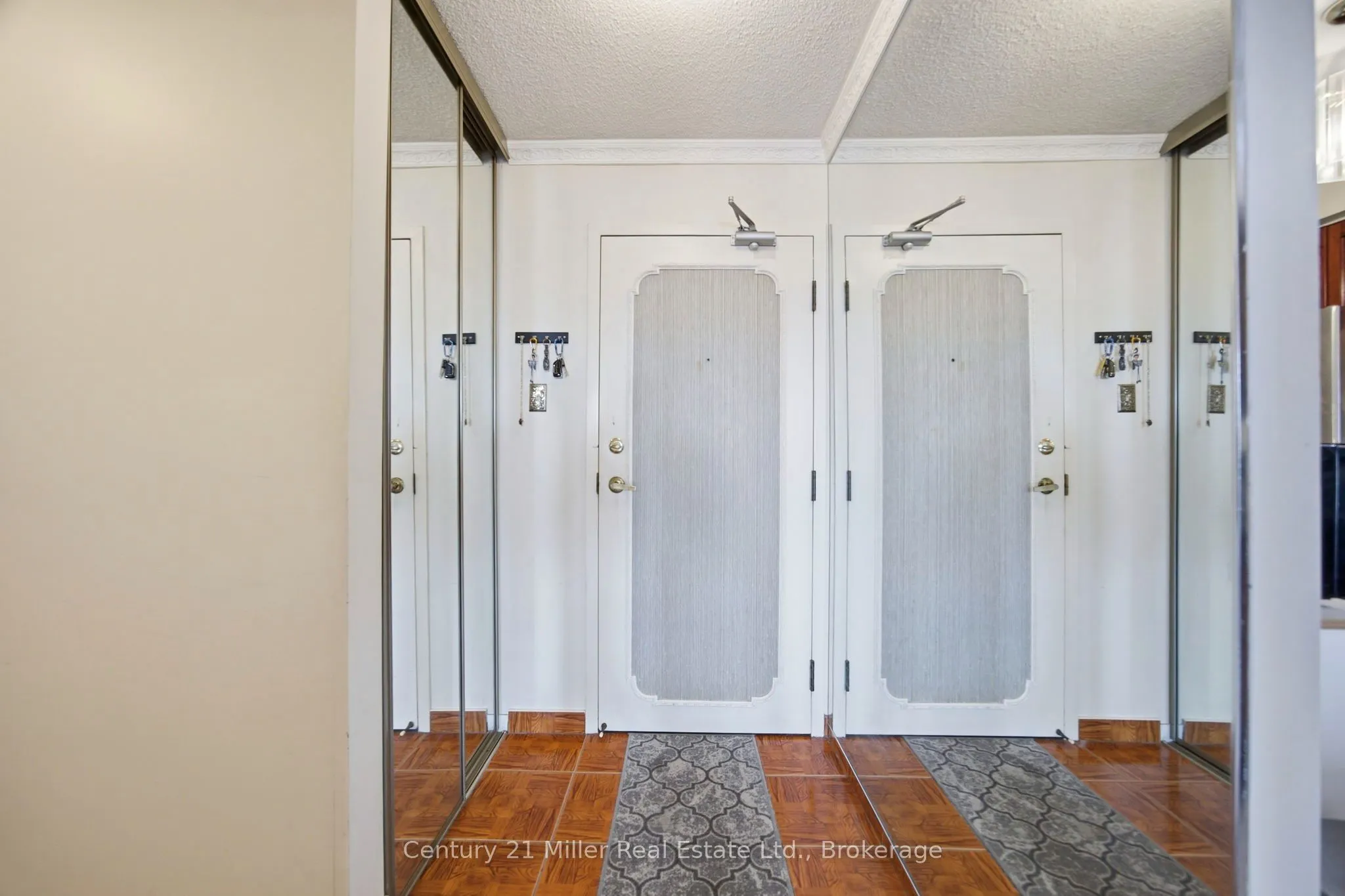 3845 Lake Shore Boulevard W #411