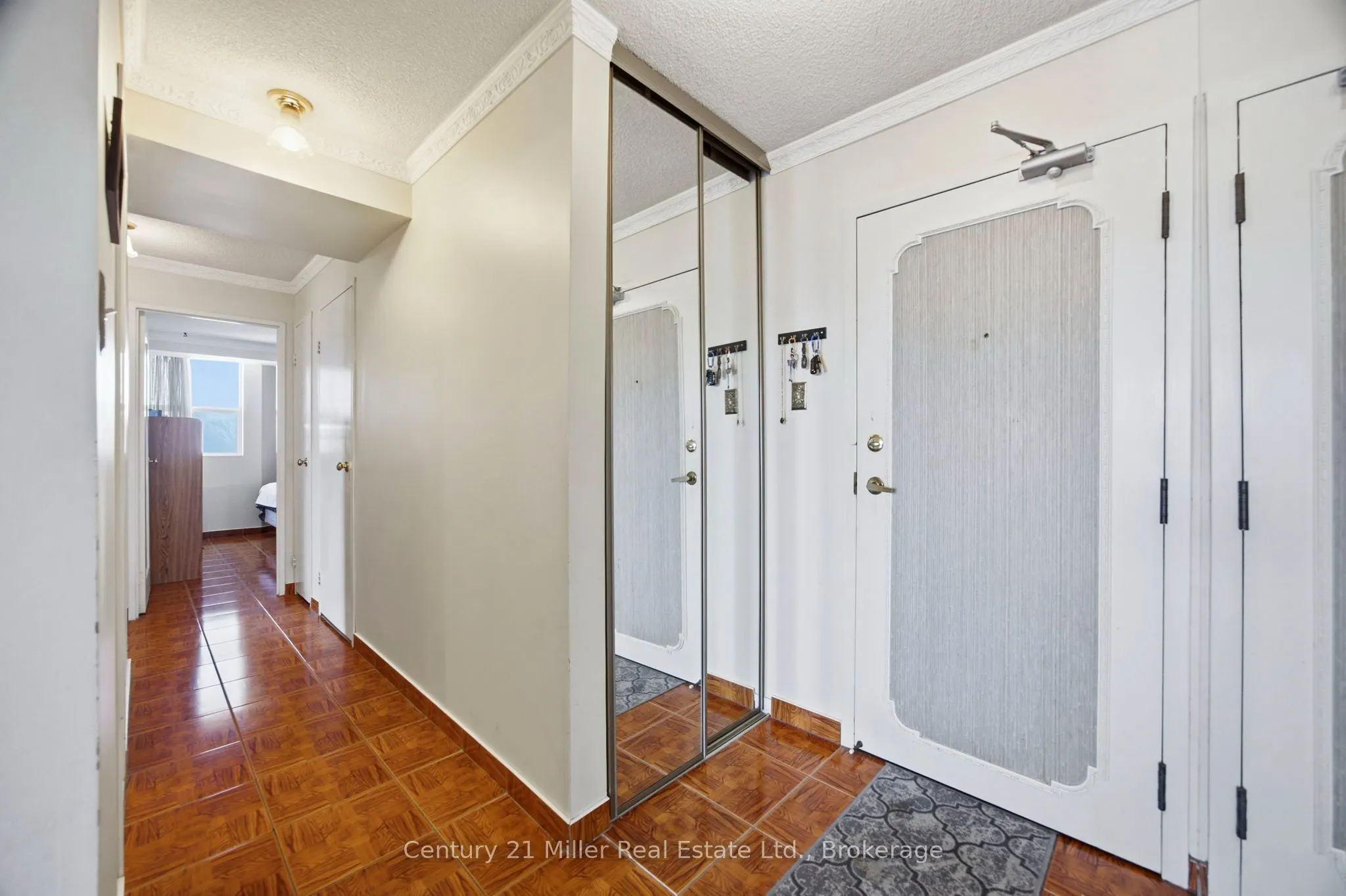 3845 Lake Shore Boulevard W #411