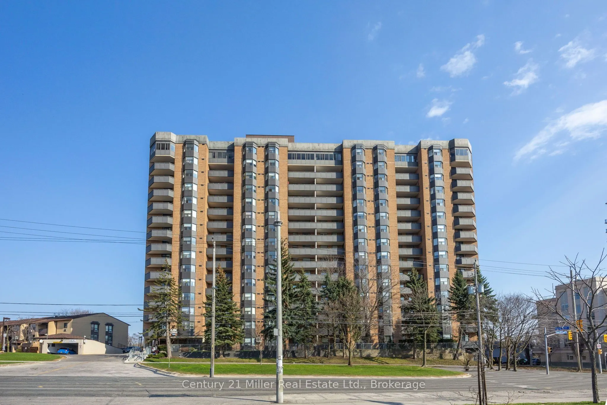 3845 Lake Shore Boulevard W #411