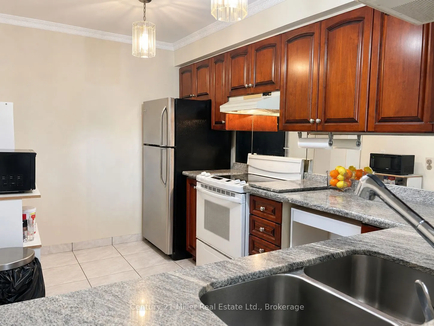 3845 Lake Shore Boulevard W #411