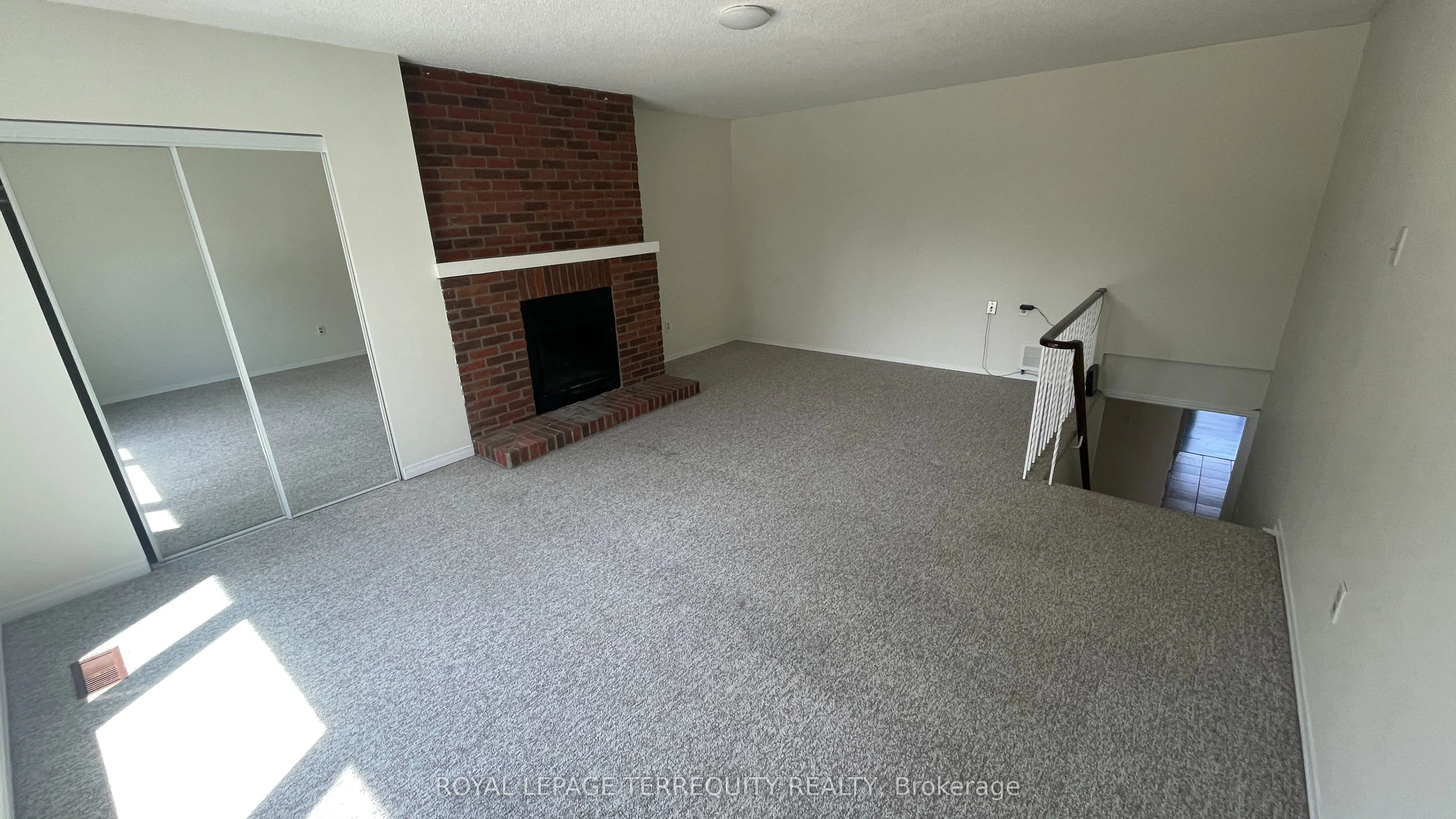 3151 Bracknell Crescent