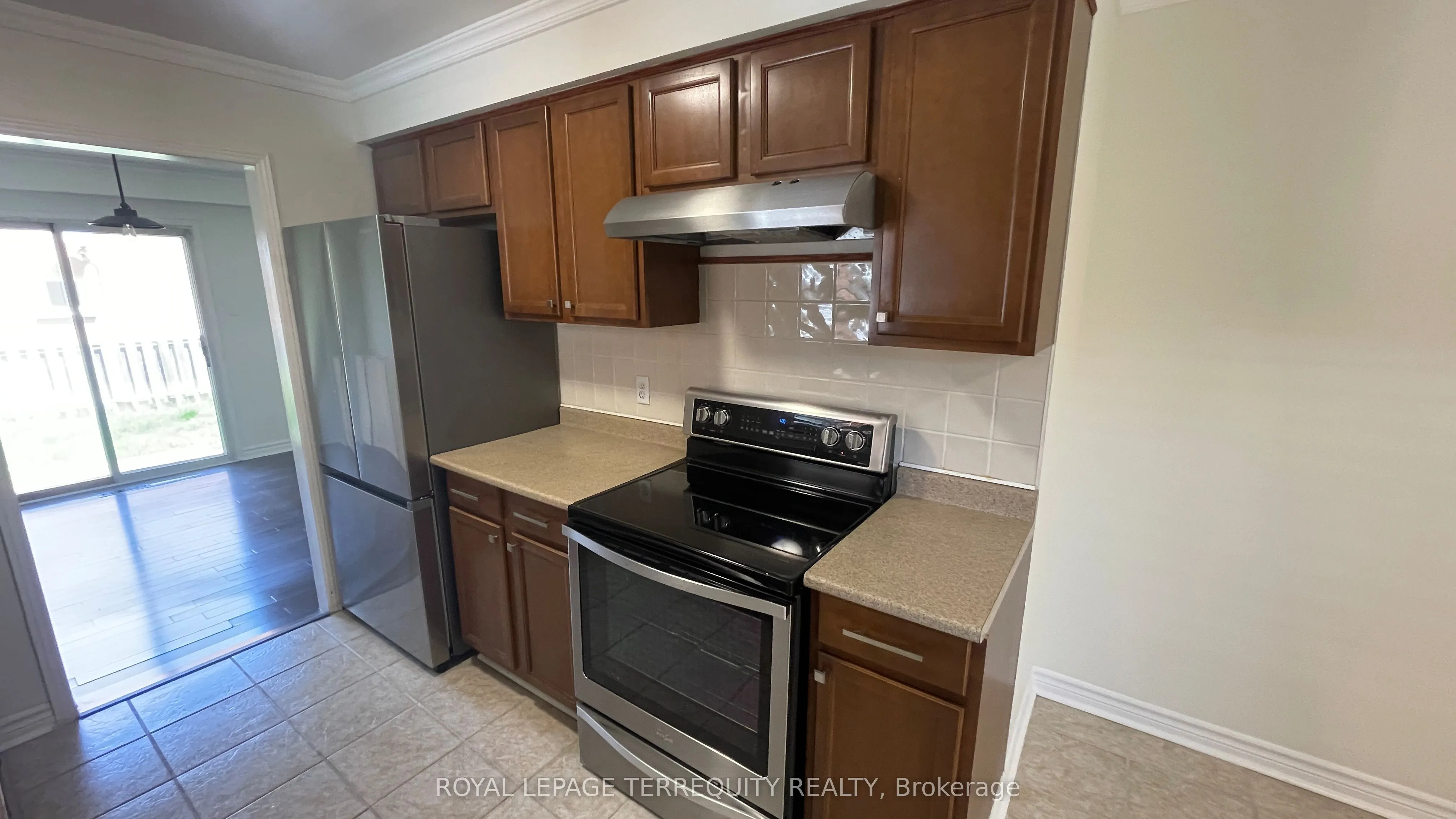 3151 Bracknell Crescent