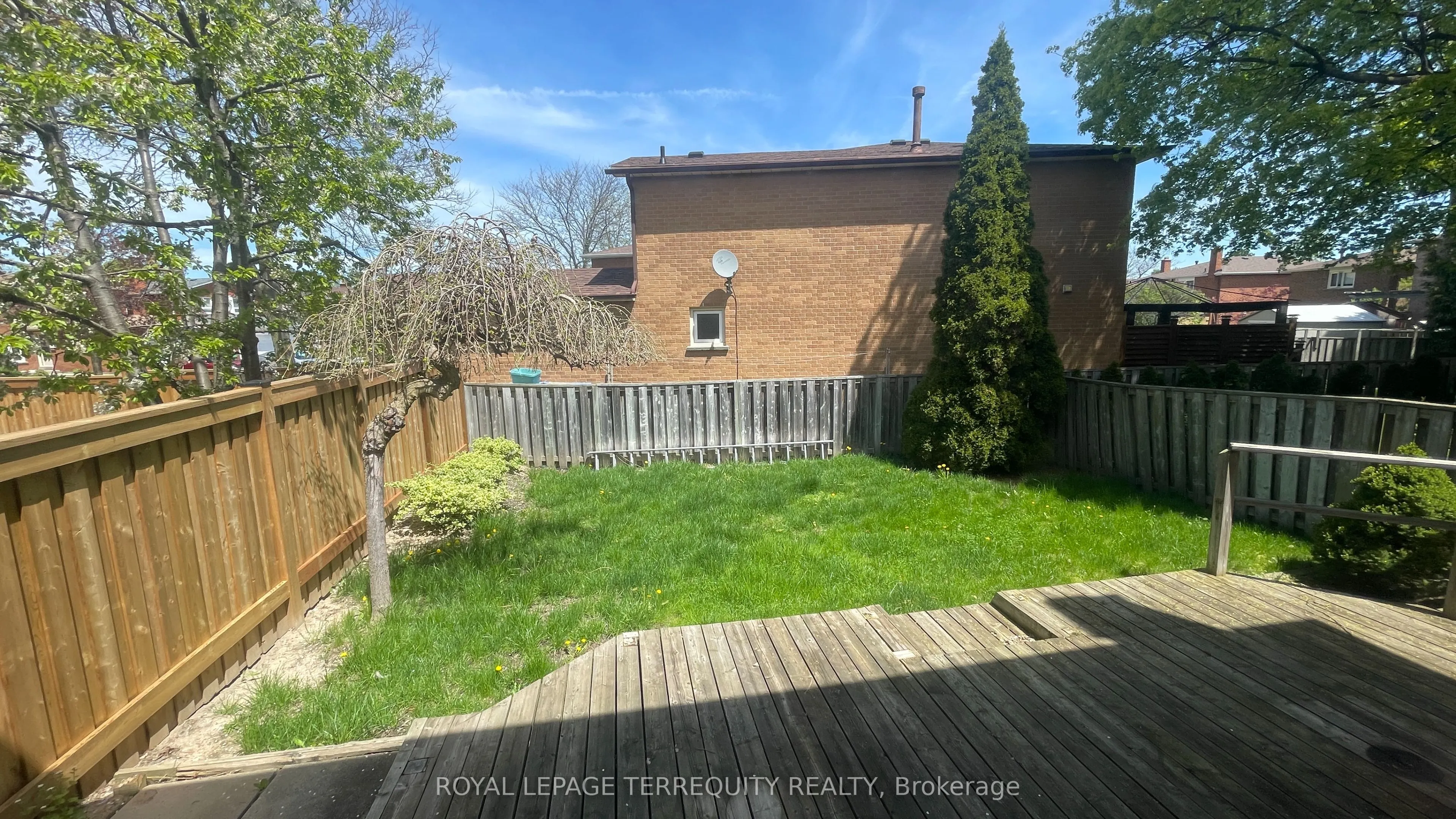 3151 Bracknell Crescent