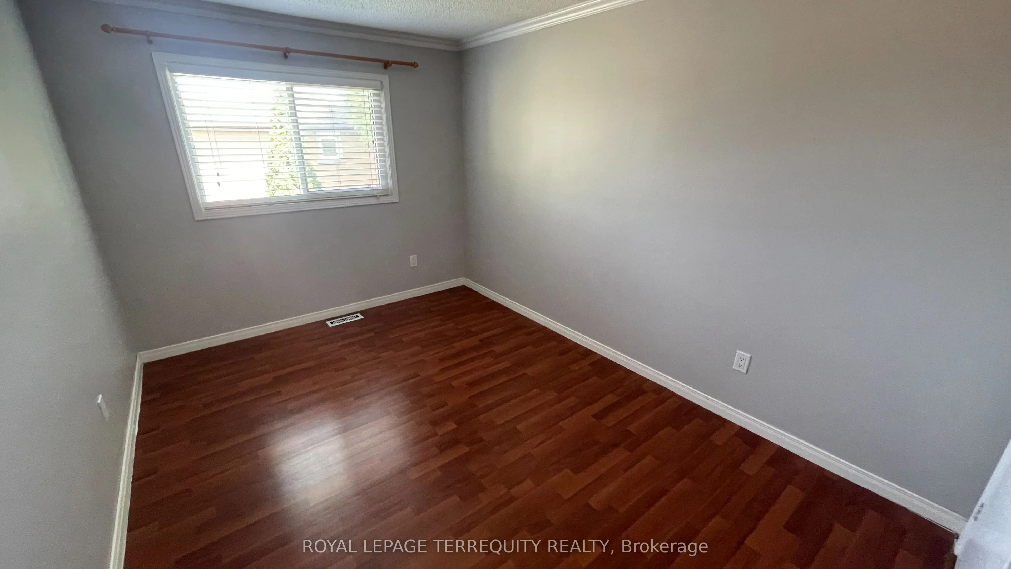 3151 Bracknell Crescent