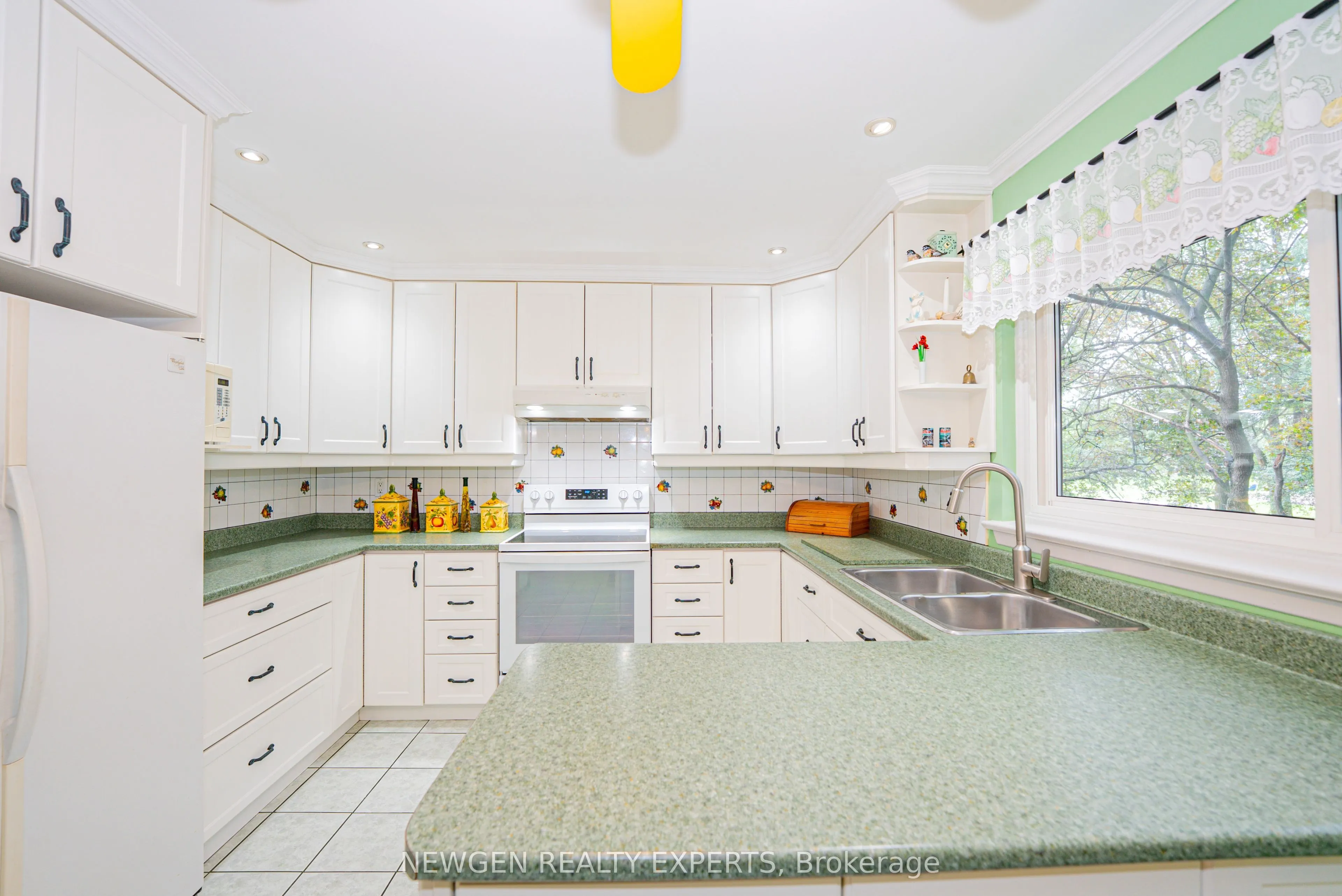 46 Dearbourne Boulevard #56