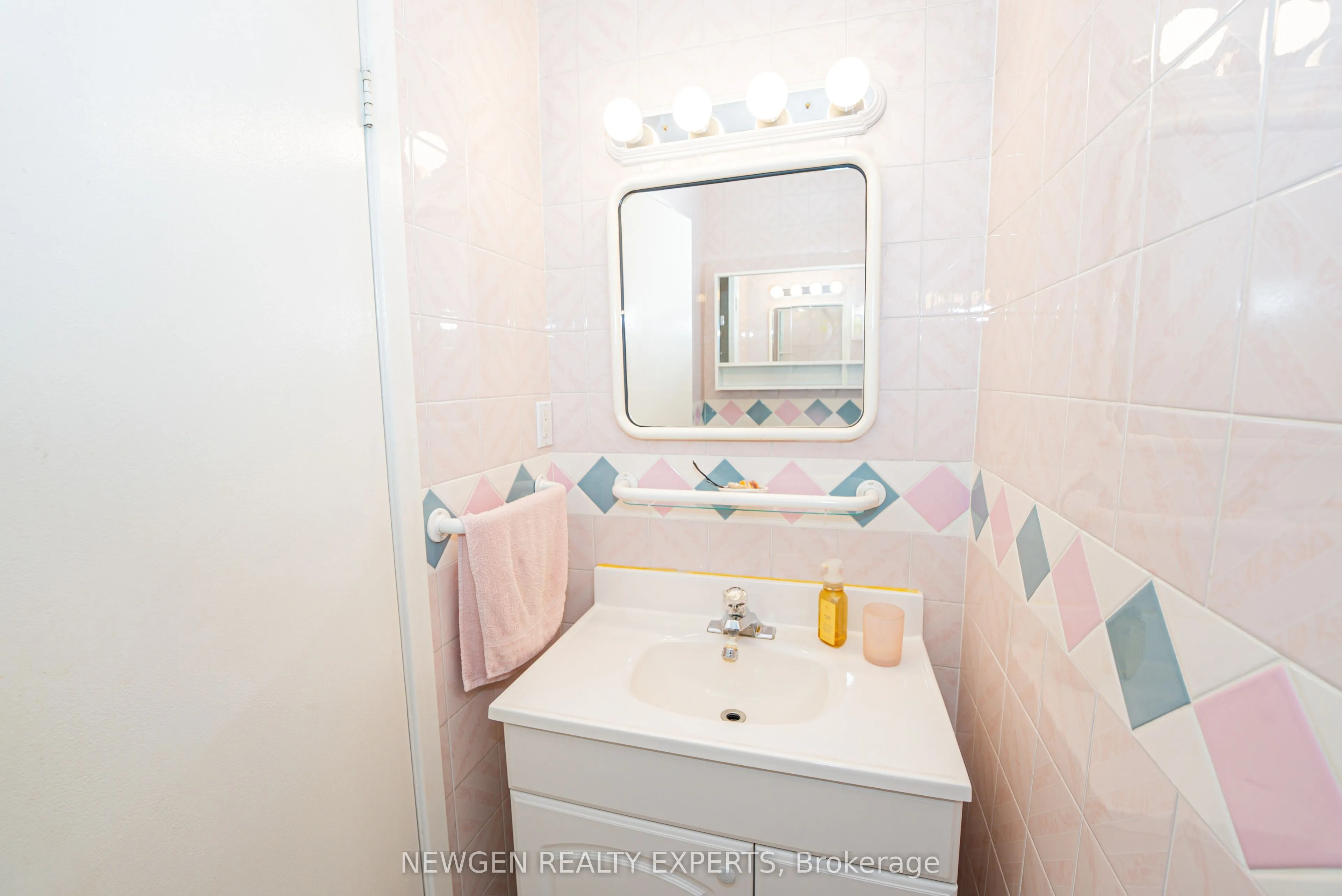 46 Dearbourne Boulevard #56