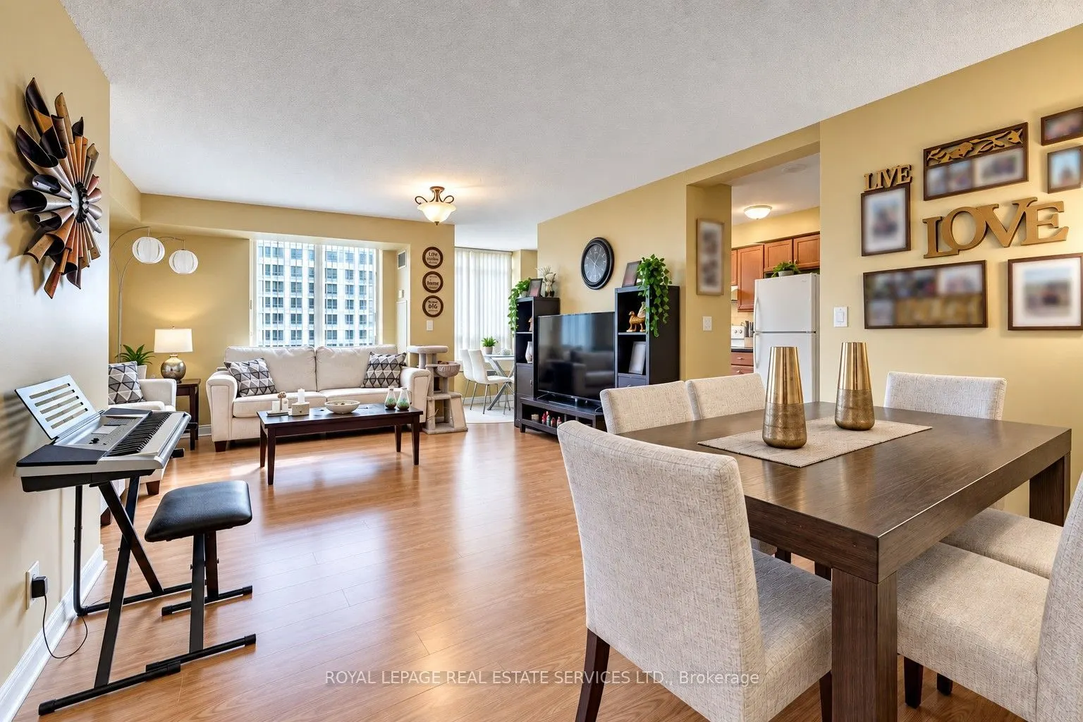 3888 Duke Of York Boulevard #1433