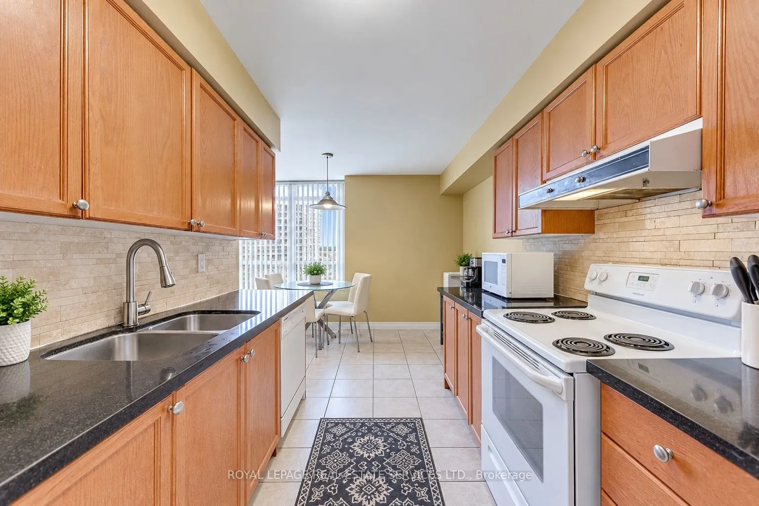 3888 Duke Of York Boulevard #1433