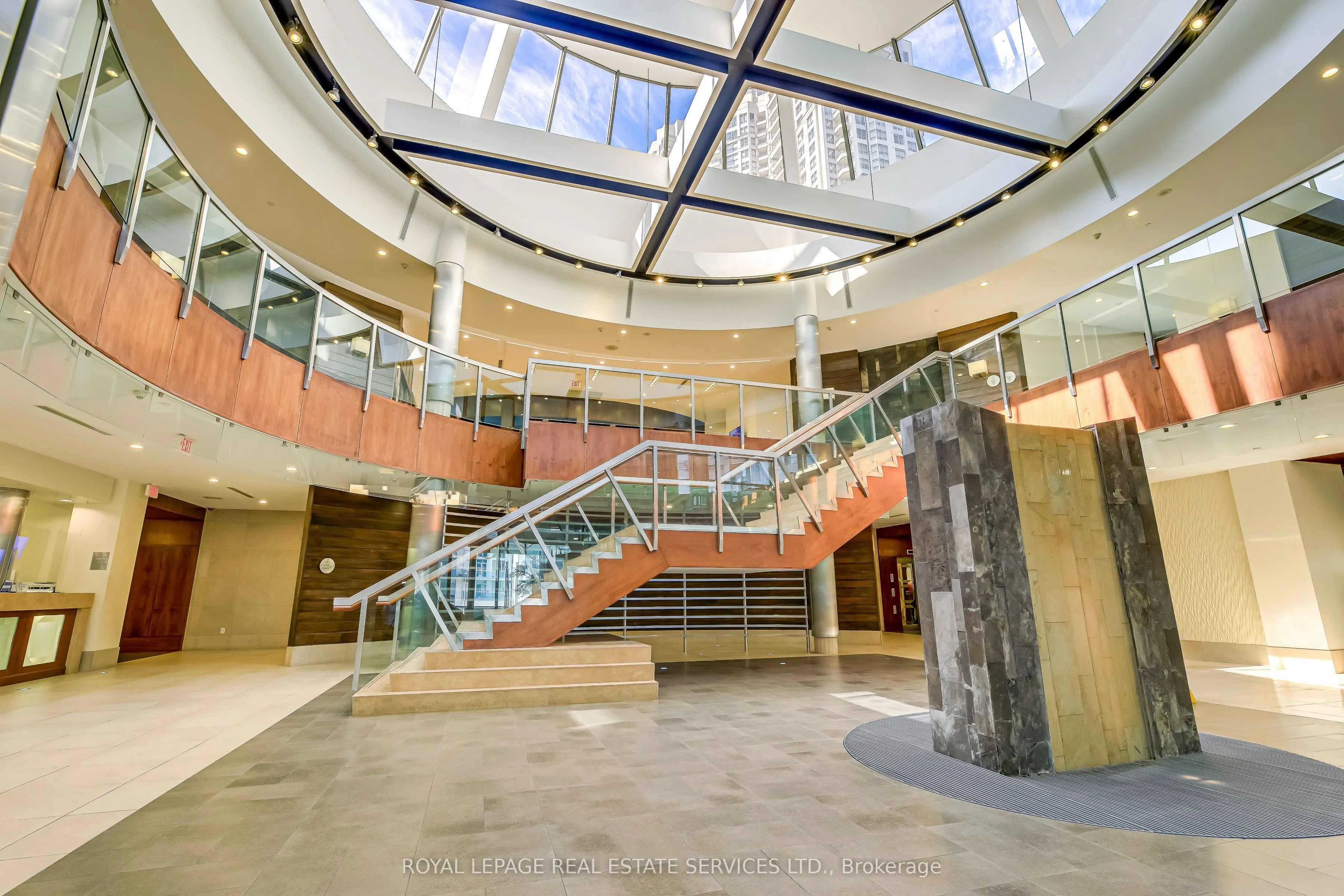 3888 Duke Of York Boulevard #1433