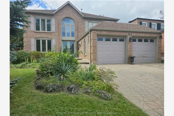 4 Nottingham Crescent