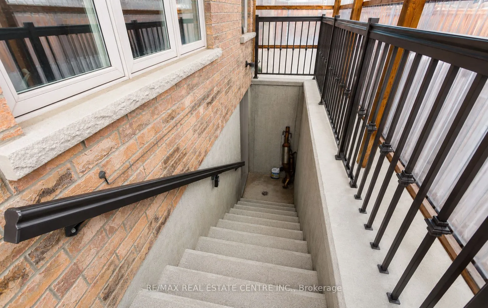 49 Bucksaw Street