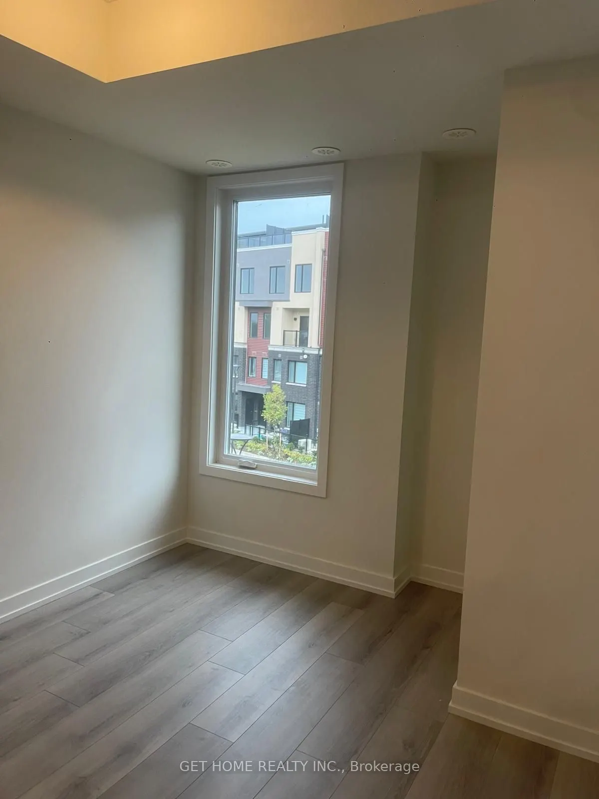 3540 colonial Drive #3