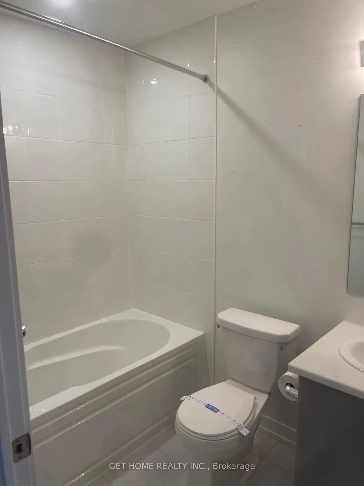 3540 colonial Drive #3