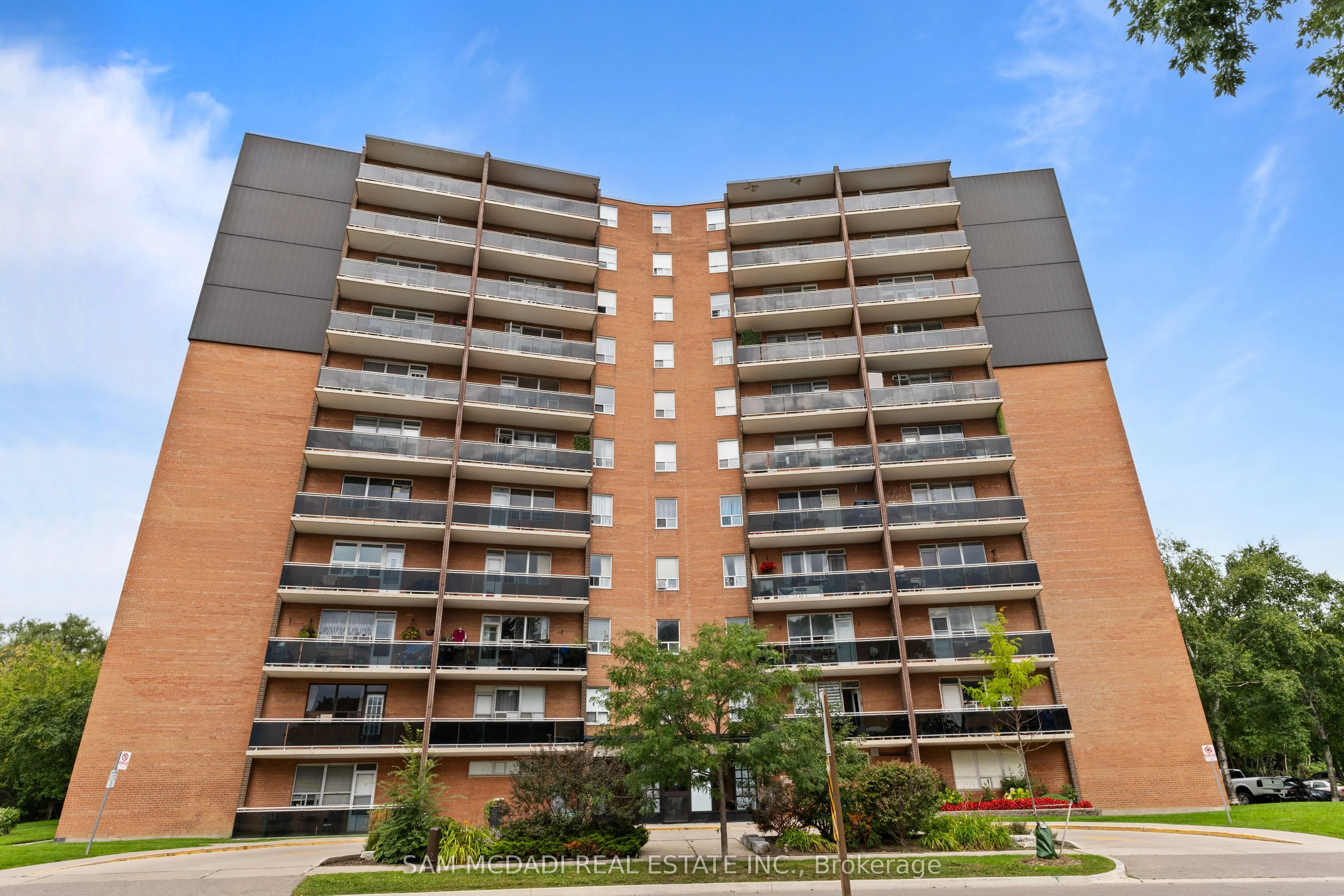 3145 Queen Frederica Drive #208