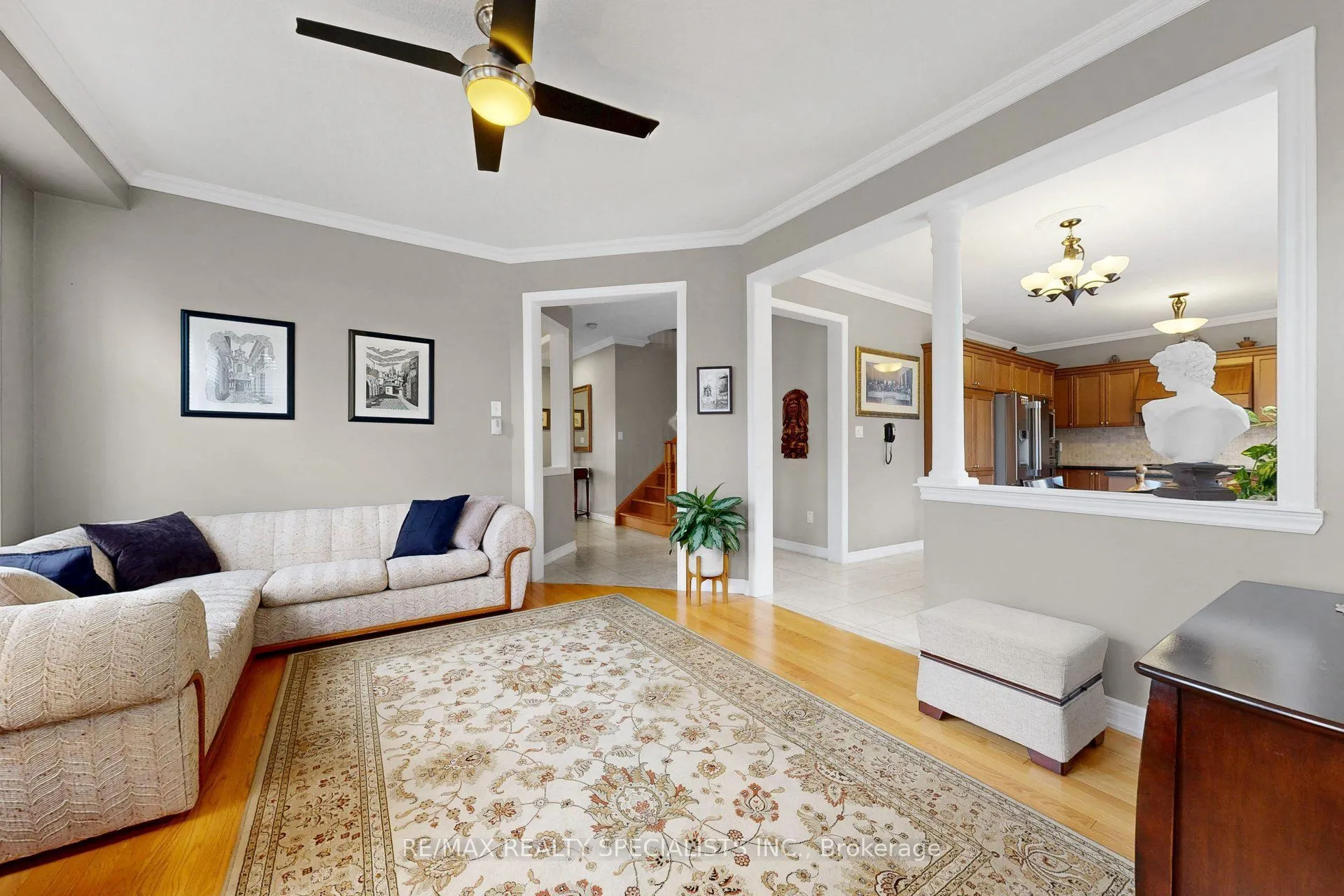 1239 Fox Crescent