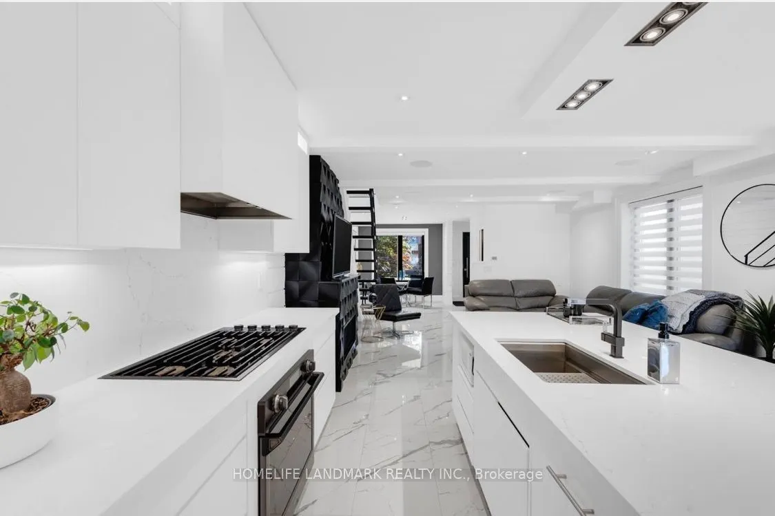 58 Carrick Avenue #upper