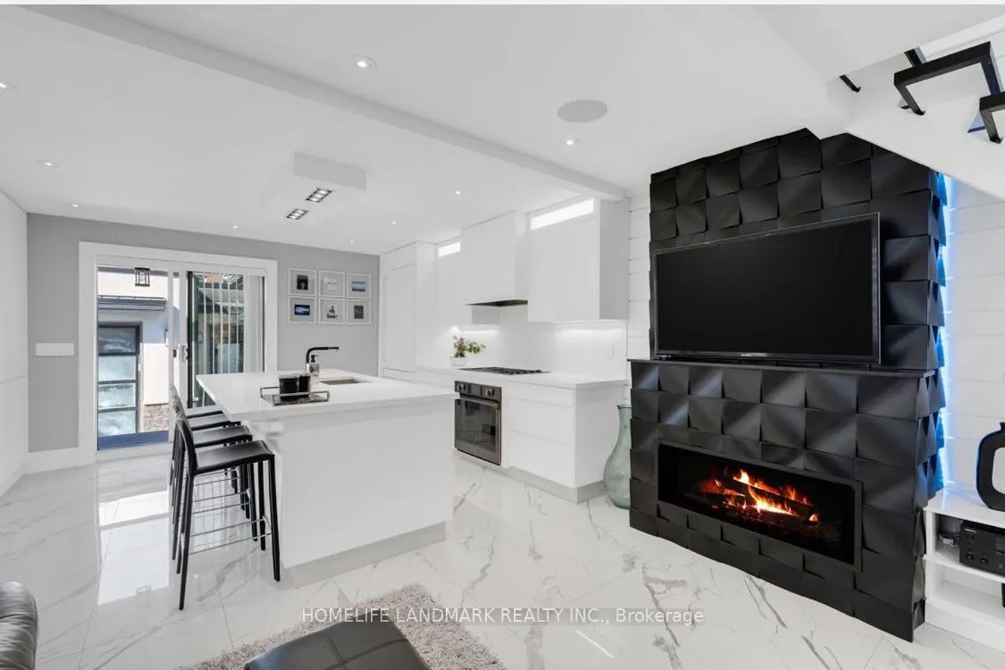 58 Carrick Avenue #upper