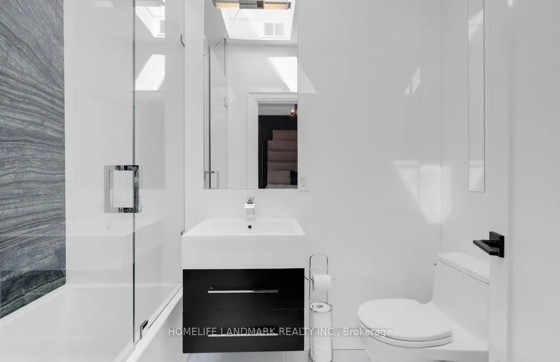 58 Carrick Avenue #upper