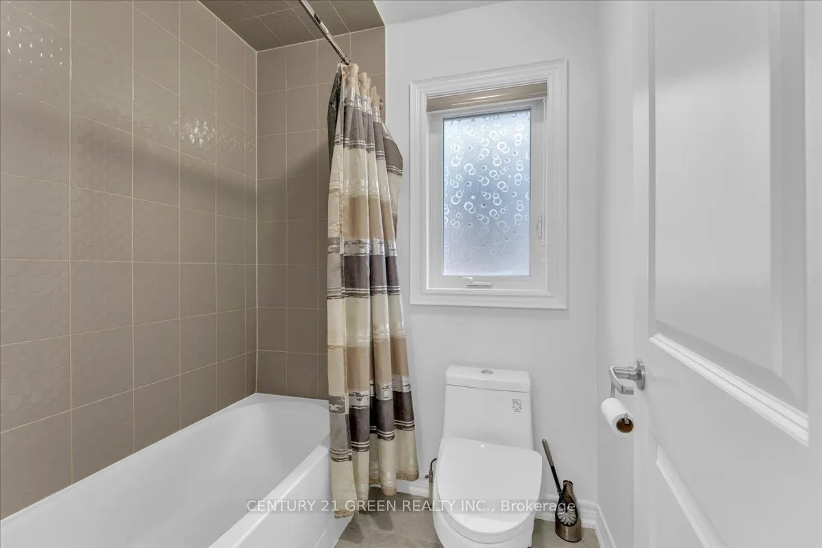 16 Grendon Crescent
