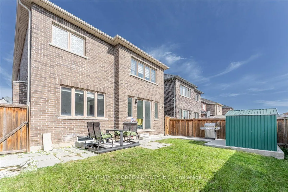 16 Grendon Crescent