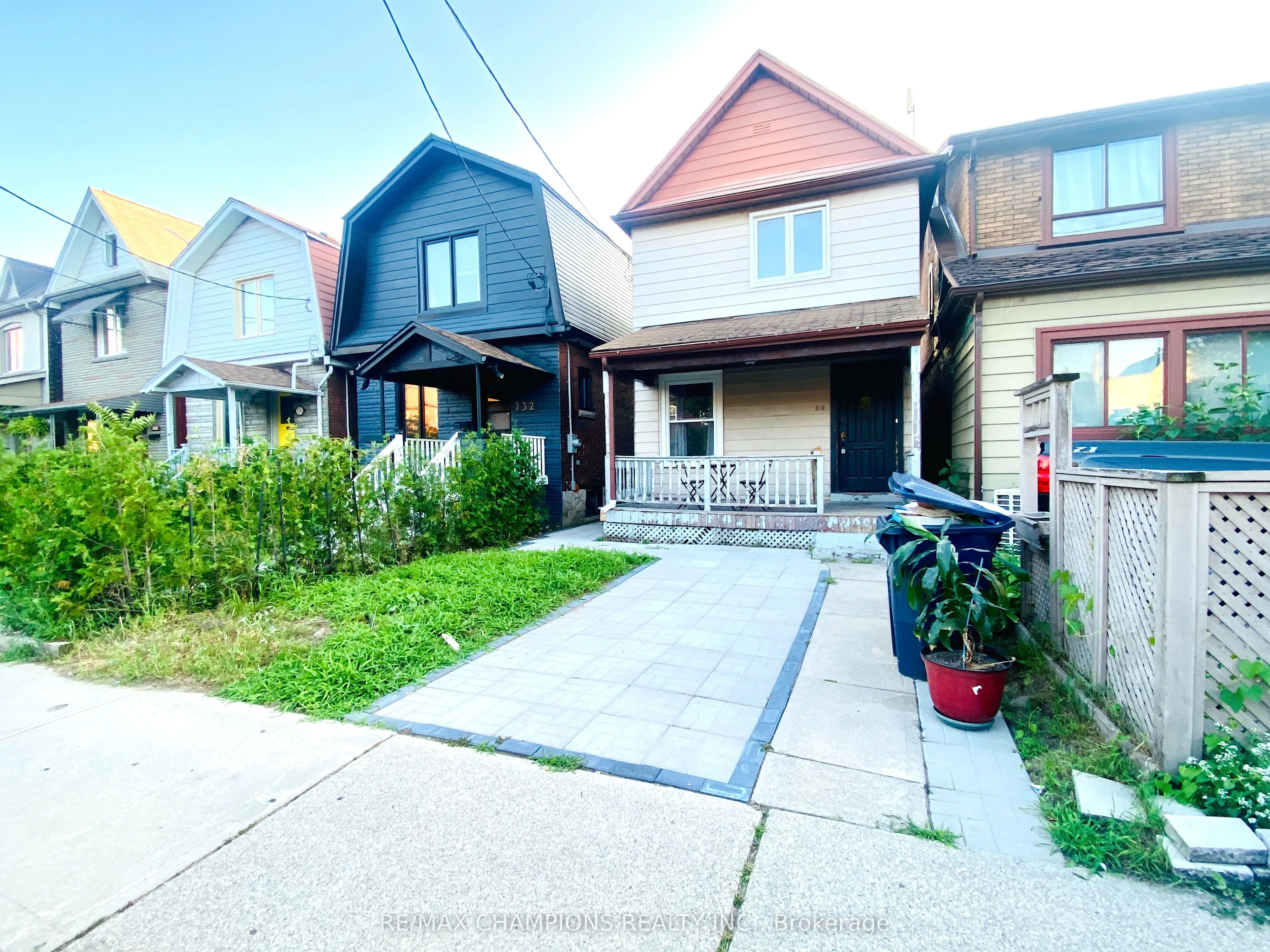 734 Willard Avenue #Main