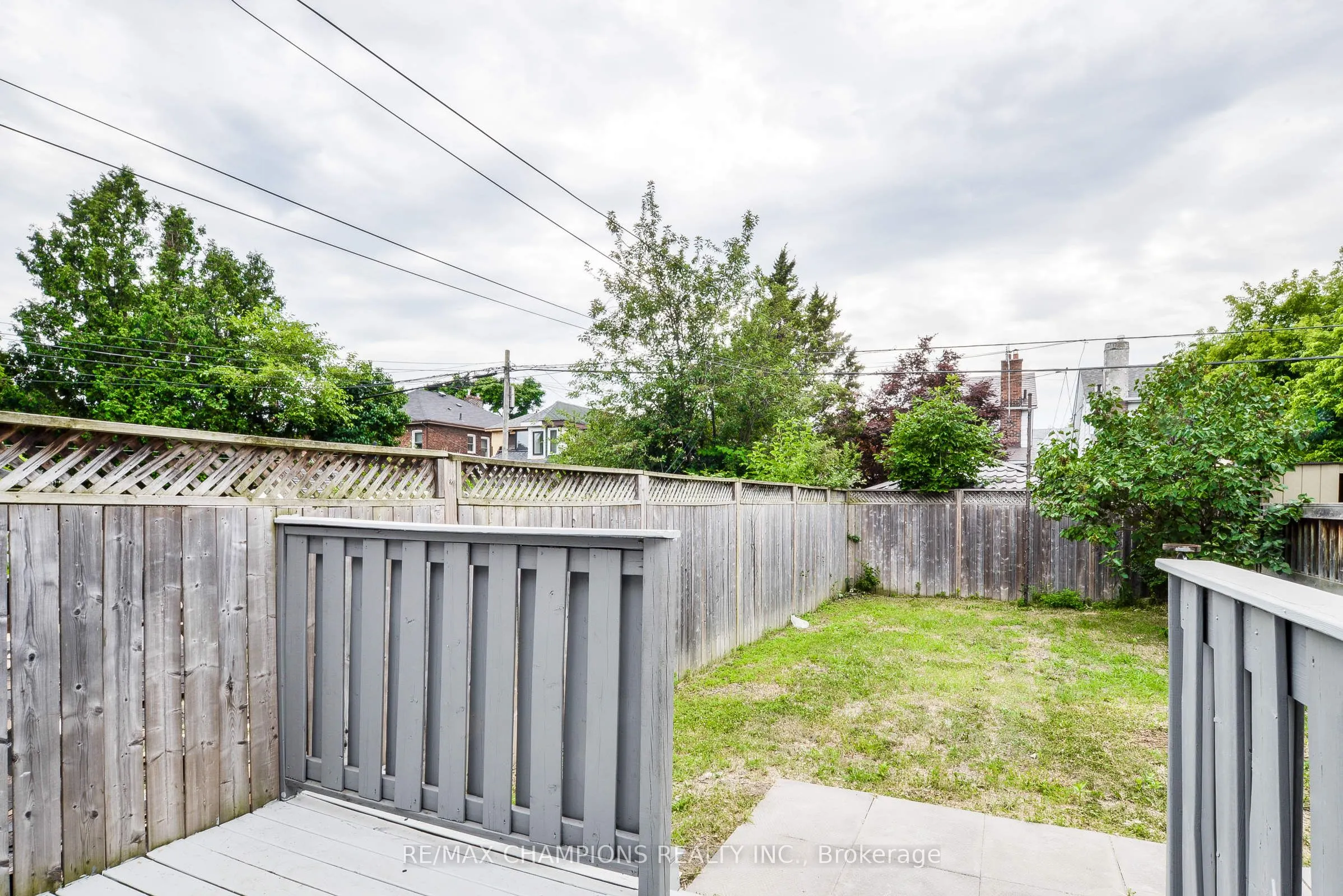 734 Willard Avenue #Main