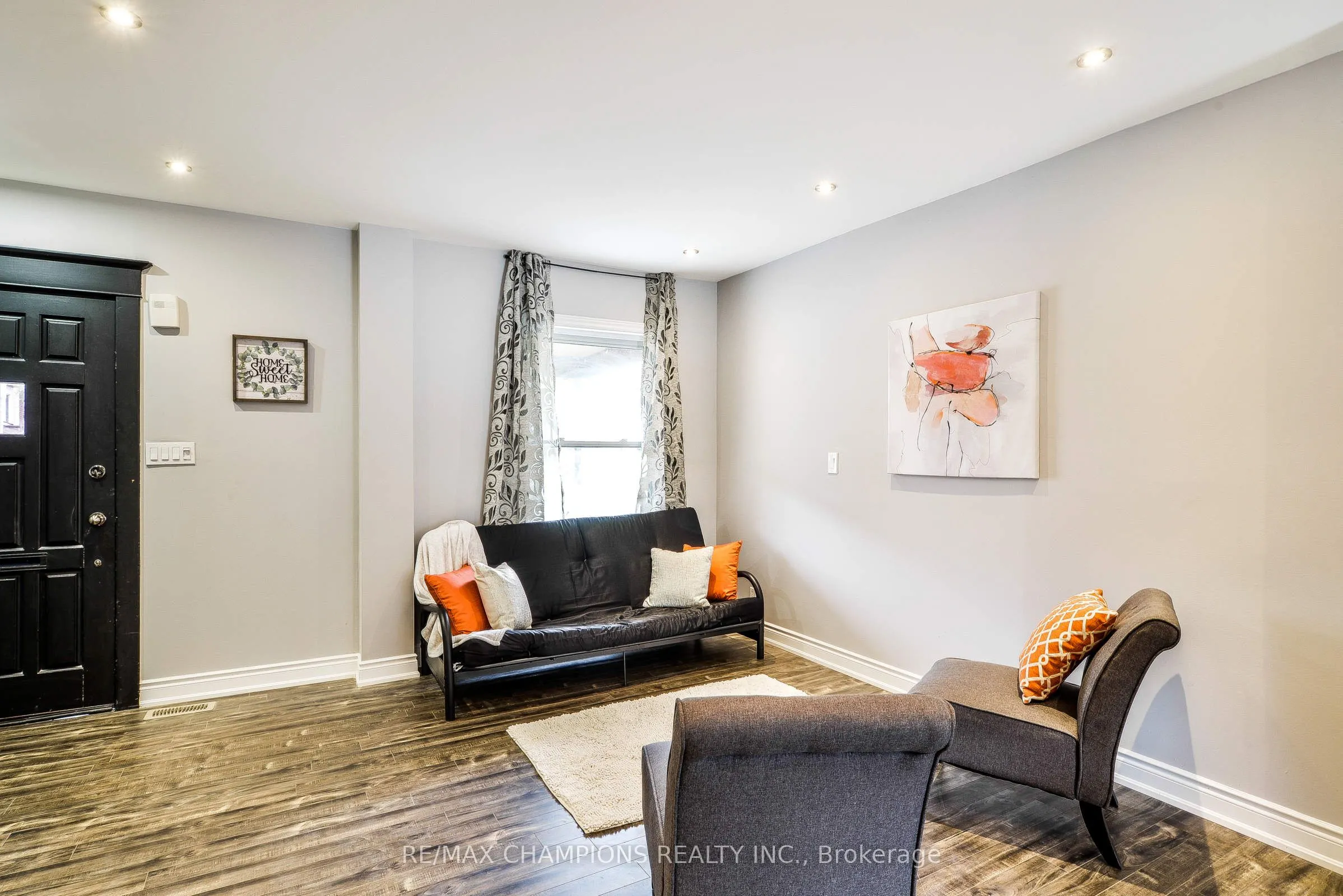 734 Willard Avenue #Main