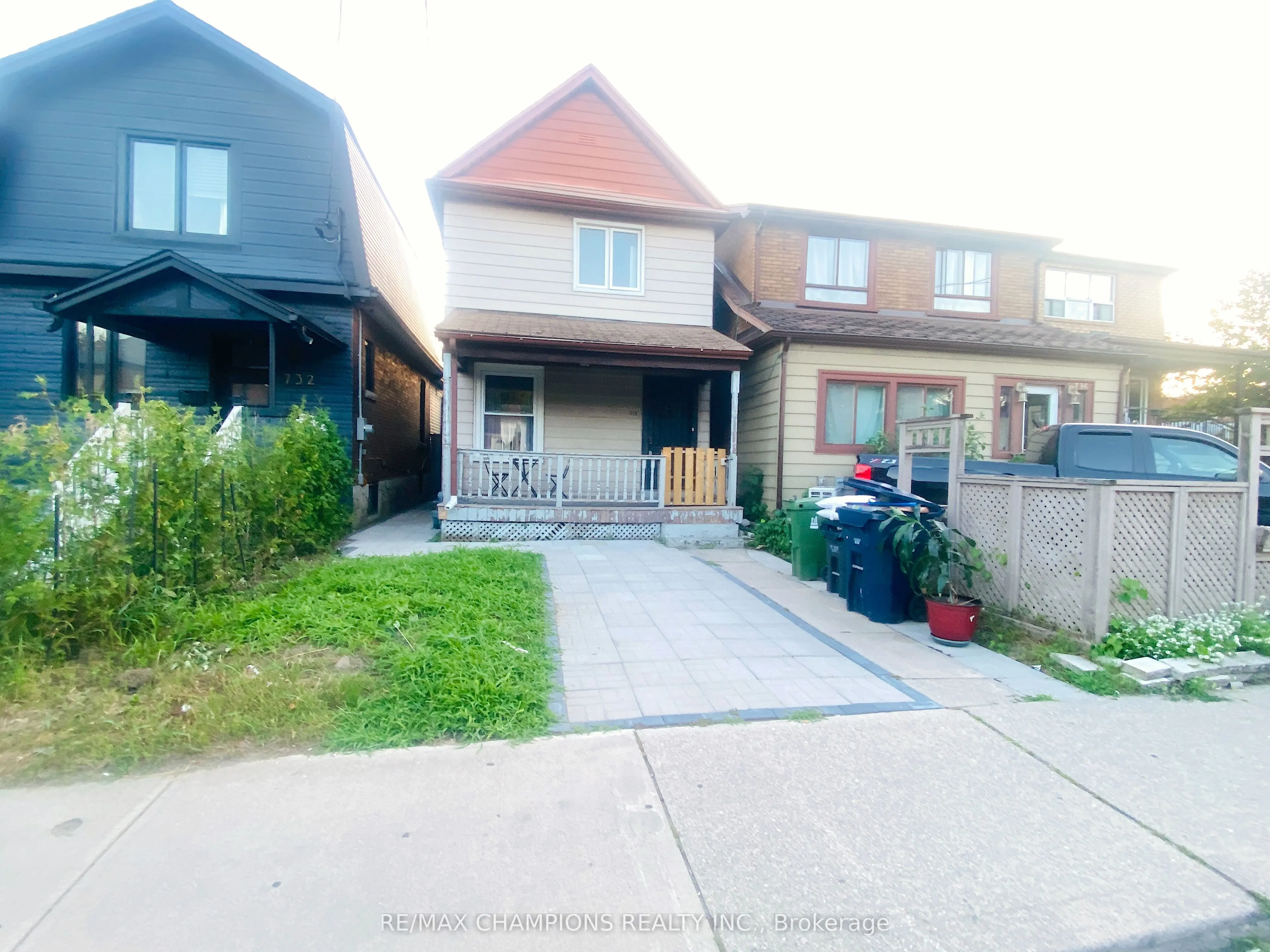 734 Willard Avenue #Main