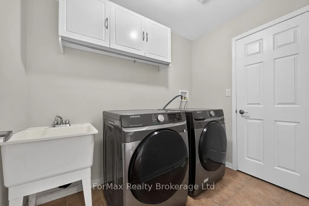 35 Seascape Crescent