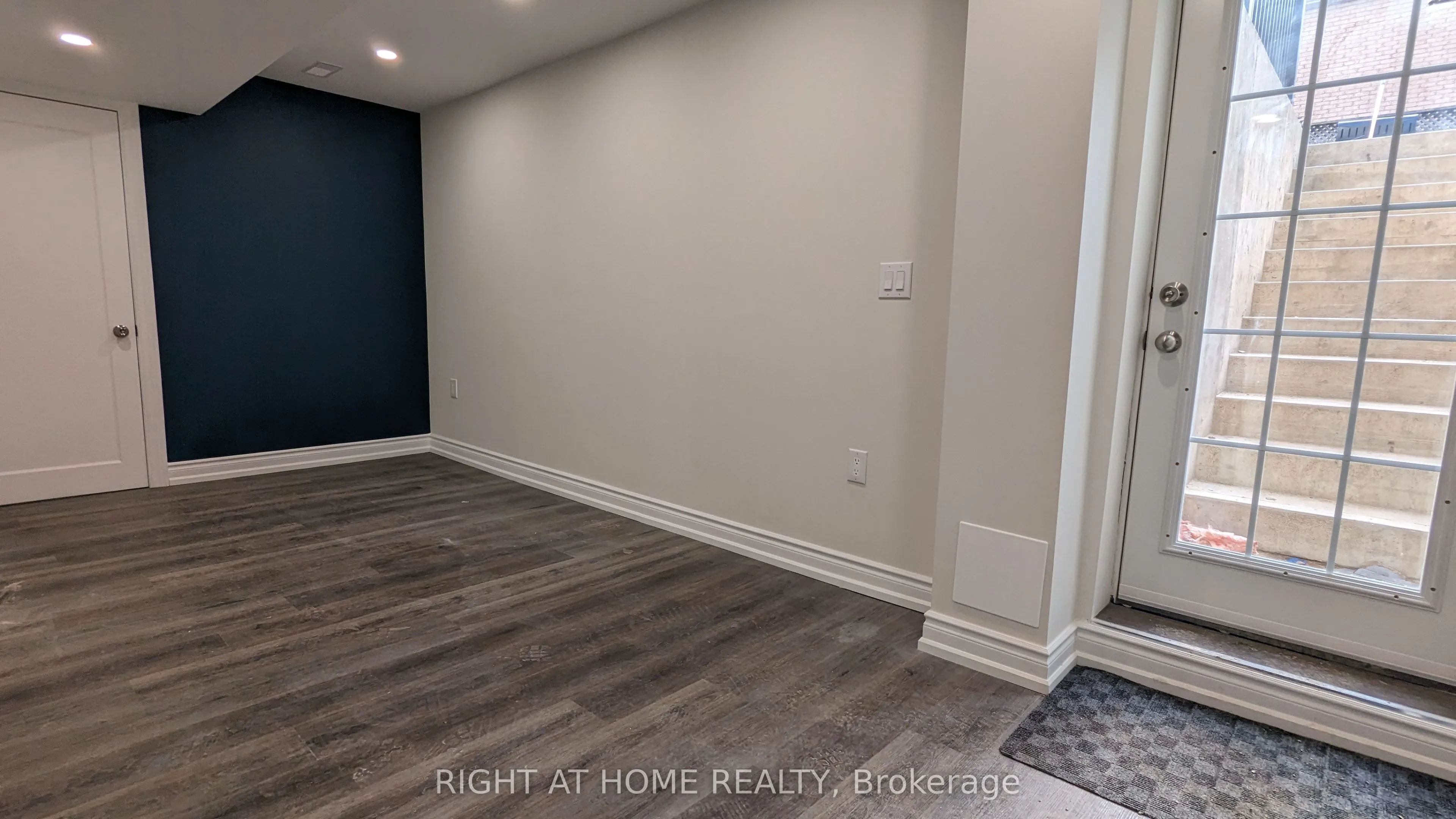 5654 Churchill Meadows Boulevard #Basement Unit