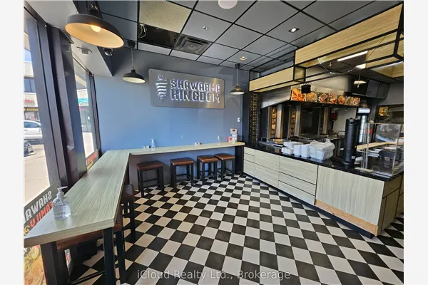 377 Burnhamthorpe Road E